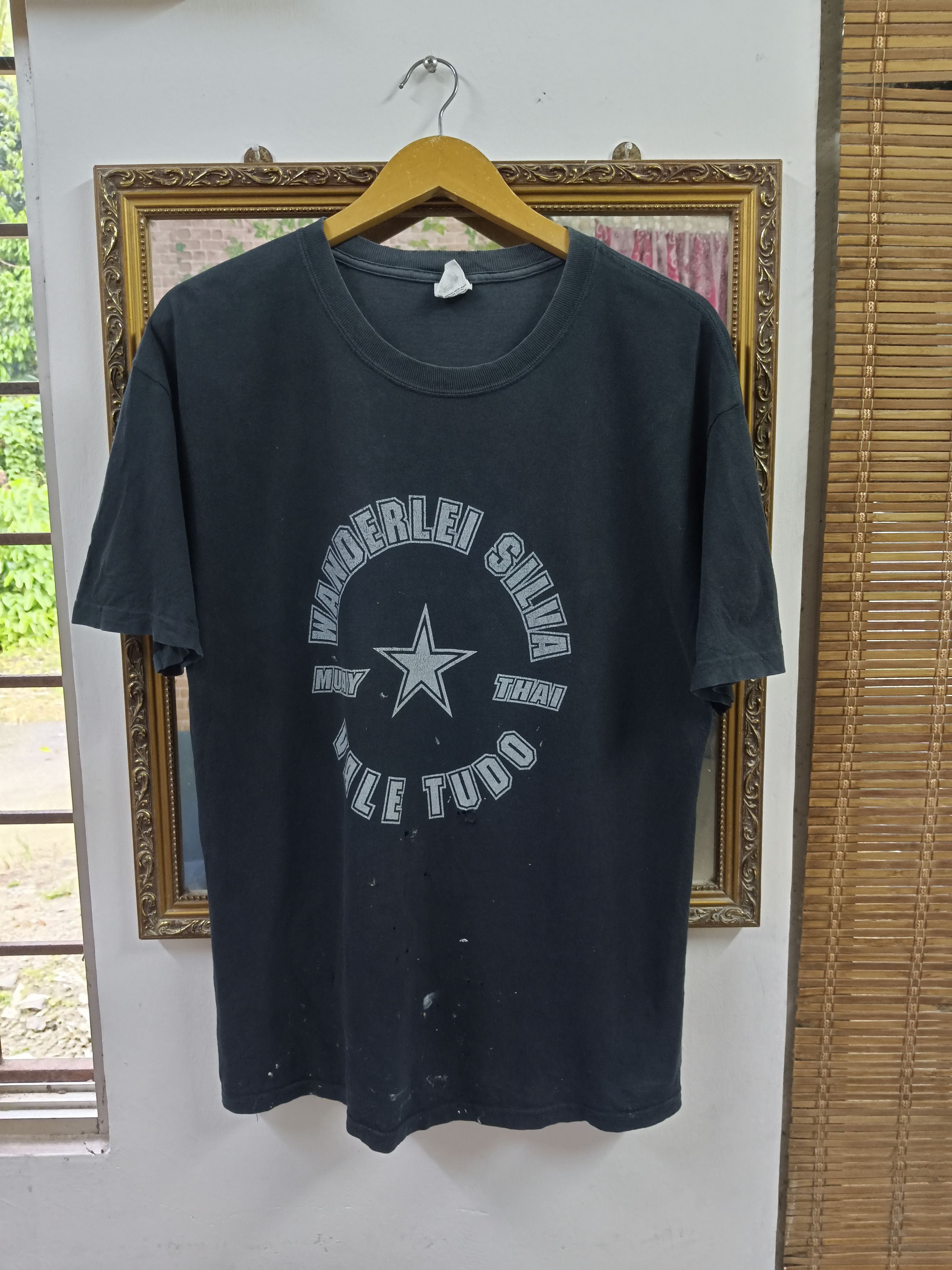 Vintage VINTAGE 2000s SiCK THRASHED MUAY THAI SHIRT Size US L / EU 52-54 / 3 - 1 Thumbnail