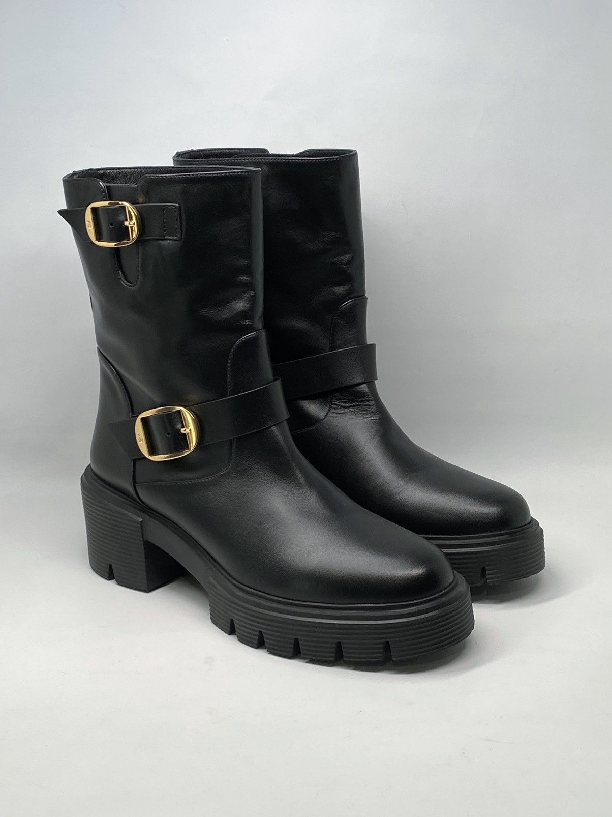 Stuart Weitzman Stuart Weitzman Soho Moto Buckle Booties size 9.5 Size US 9.5 / IT 39.5 - 3 Thumbnail