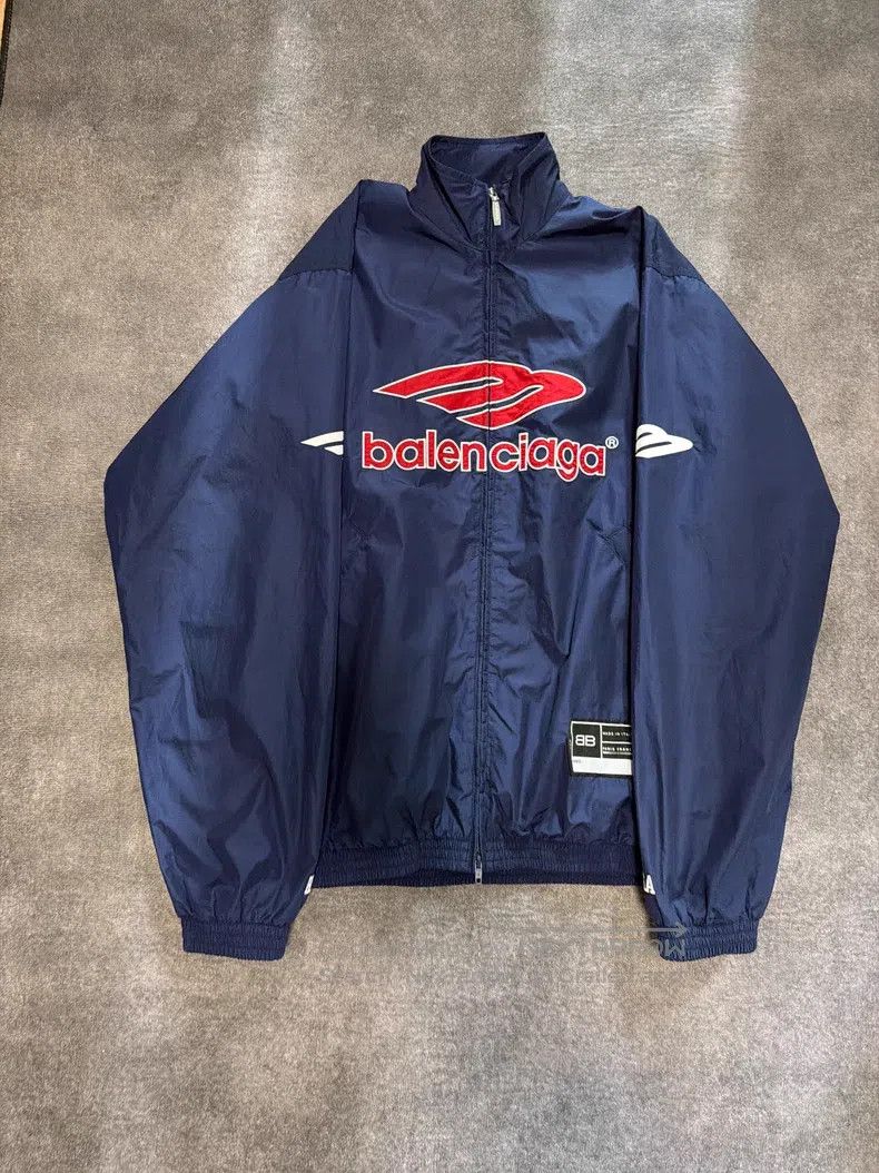 Balenciaga Balenciaga Football Embroidered Jersey Windbreaker Jacket Size US XS / EU 42 / 0 - 1 Thumbnail