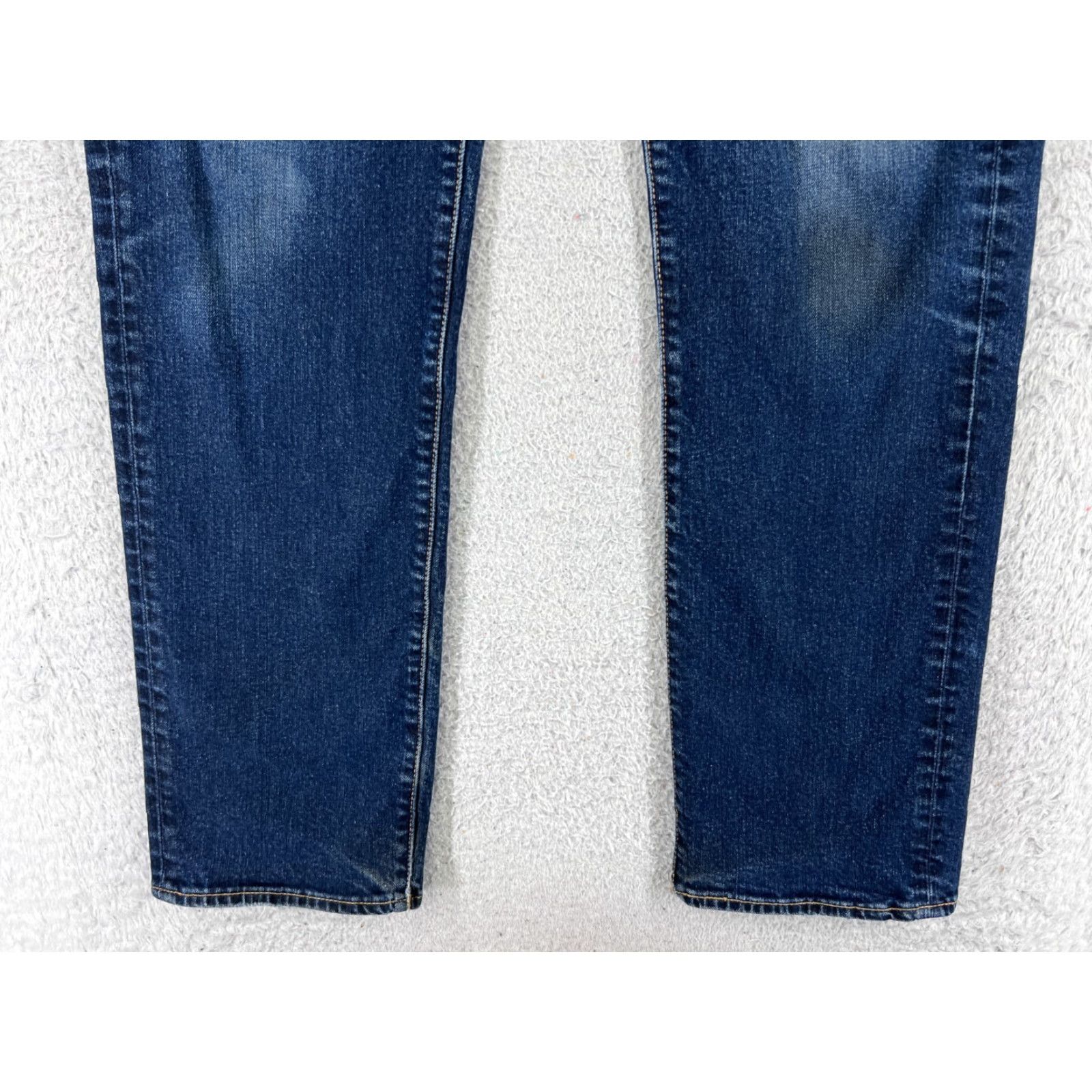 Levi's VINTAGE Levi's Jeans 514 32x30 Blue Denim 5-Pocket Cotton Blend Regular Men Adult Dark Wash Size US 32 / EU 48 - 2 Thumbnail