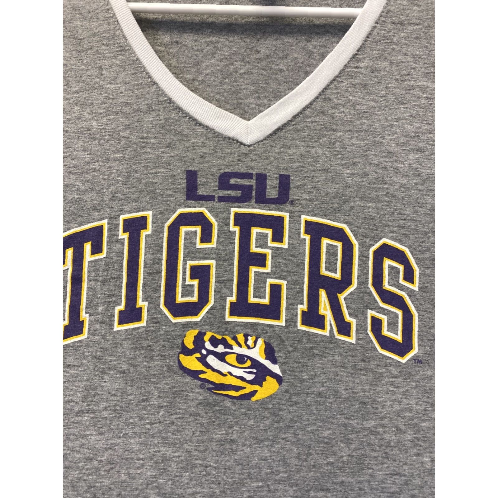 Jerzees Jerzees NFL LSU Tigers Women's T-Shirt M Gray Short Sleeve V-Neck Casual Graphic 2020s Size M / US 6-8 / IT 42-44 - 2 Thumbnail