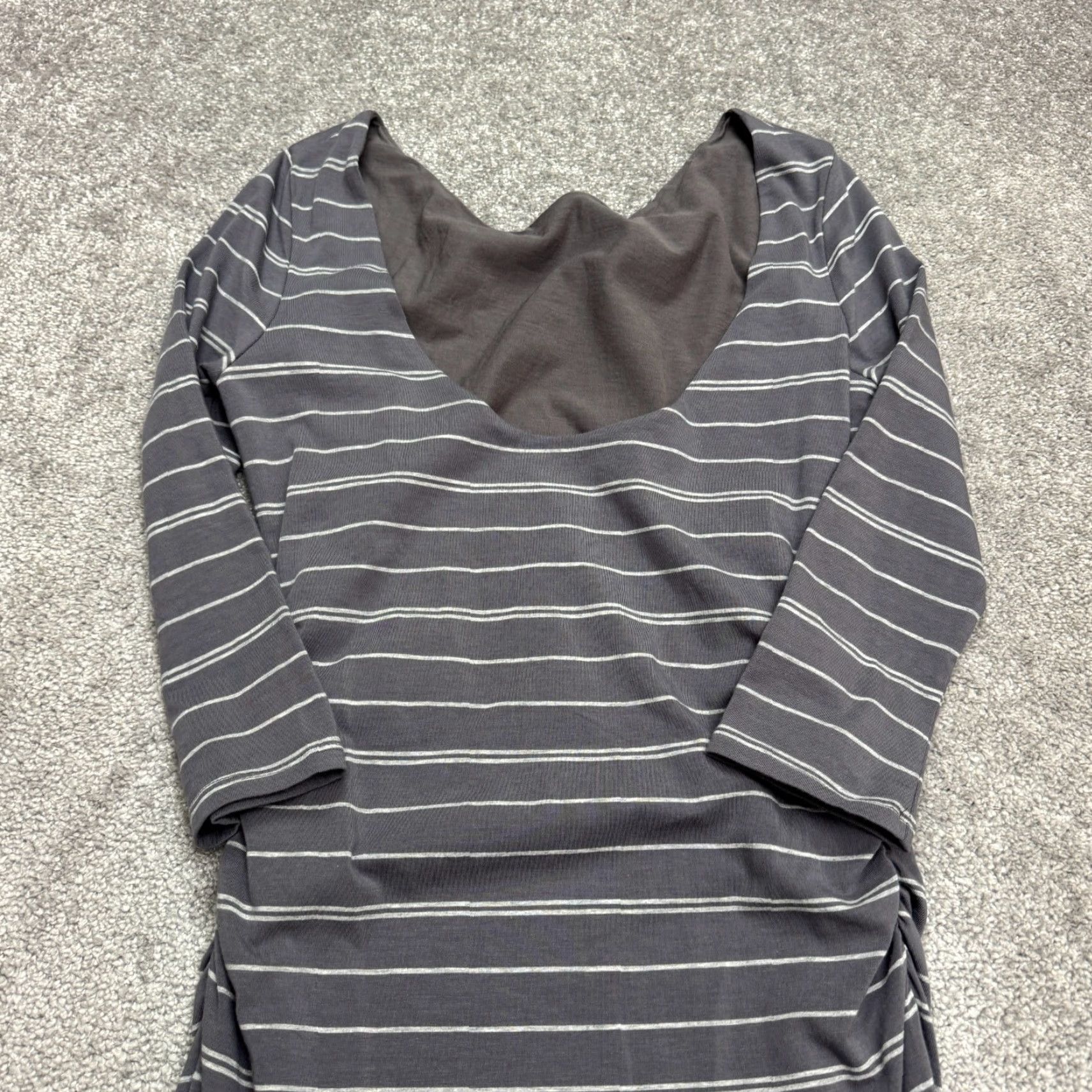 Athleta Athleta Dress Womens XS Gray White Striped Ruched Side Bodycon Midi Long Sleeve Size XS / US 0-2 / IT 36-38 - 4 Thumbnail