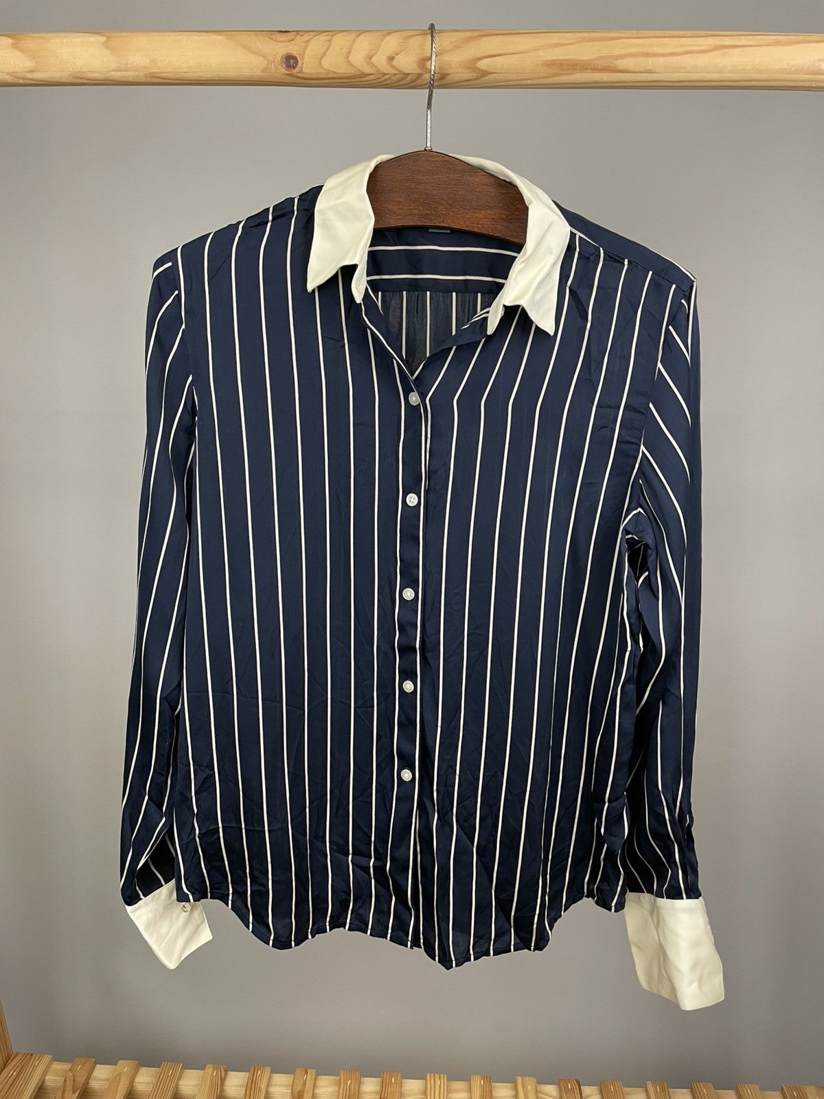 Ralph Lauren Lauren ralph lauren silk blouse size 4 Size XS / US 0-2 / IT 36-38 - 1 Thumbnail
