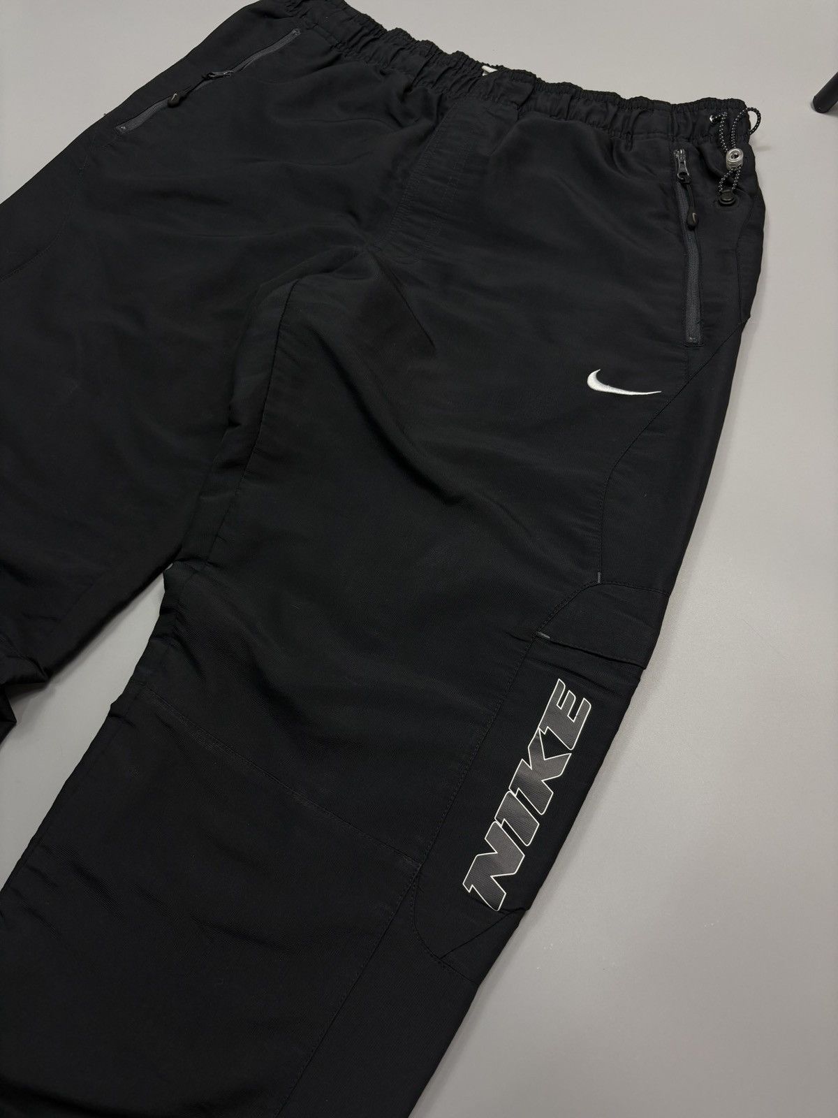 Nike NIKE NYLON BIG LOGO MEN’S PANTS STREETWEAR STYLE Size US 32 / EU 48 - 2 Thumbnail
