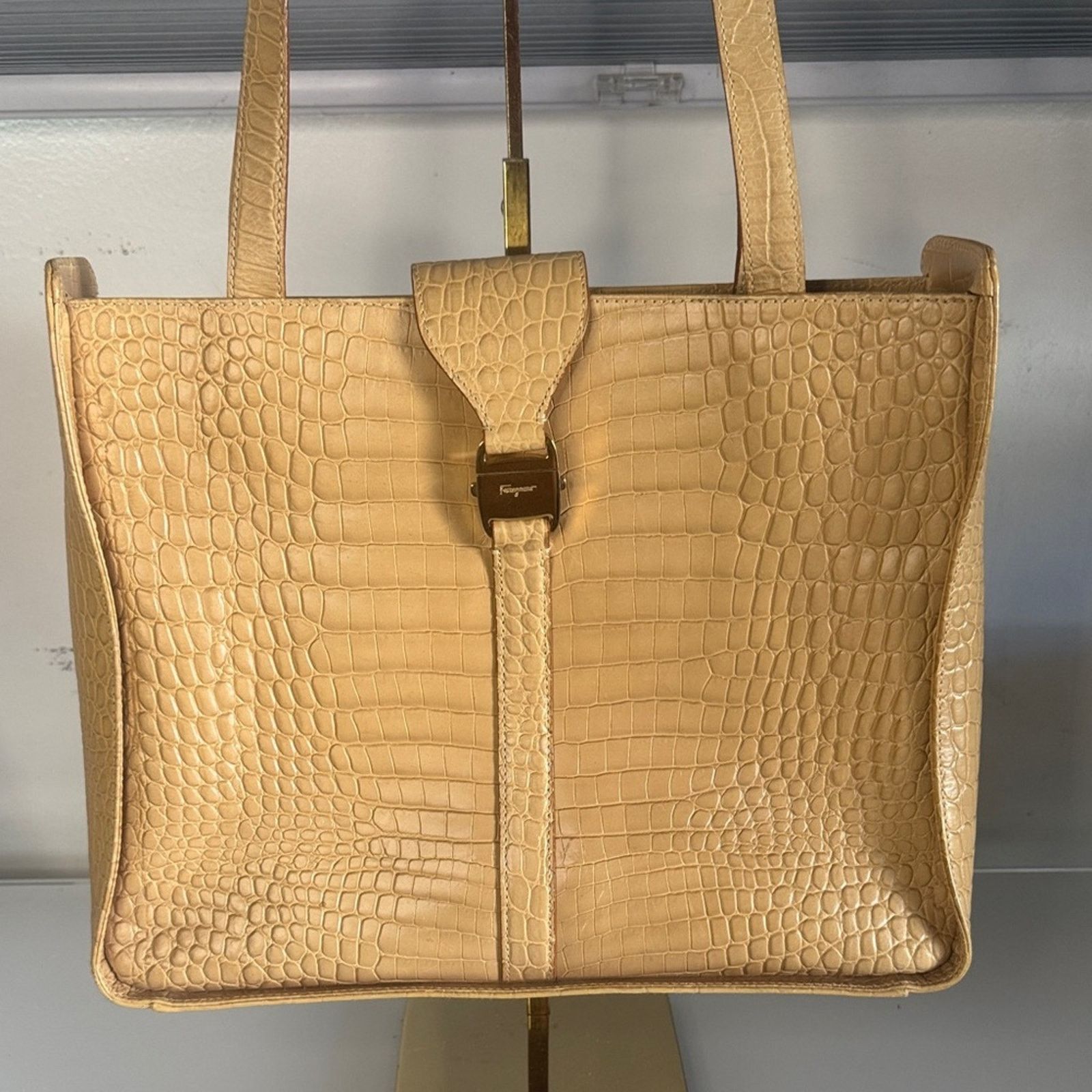 Salvatore Ferragamo Salvatore Ferragamo Gancini Crocodile-Embossed Tote - Beige Size ONE SIZE - 1 Thumbnail