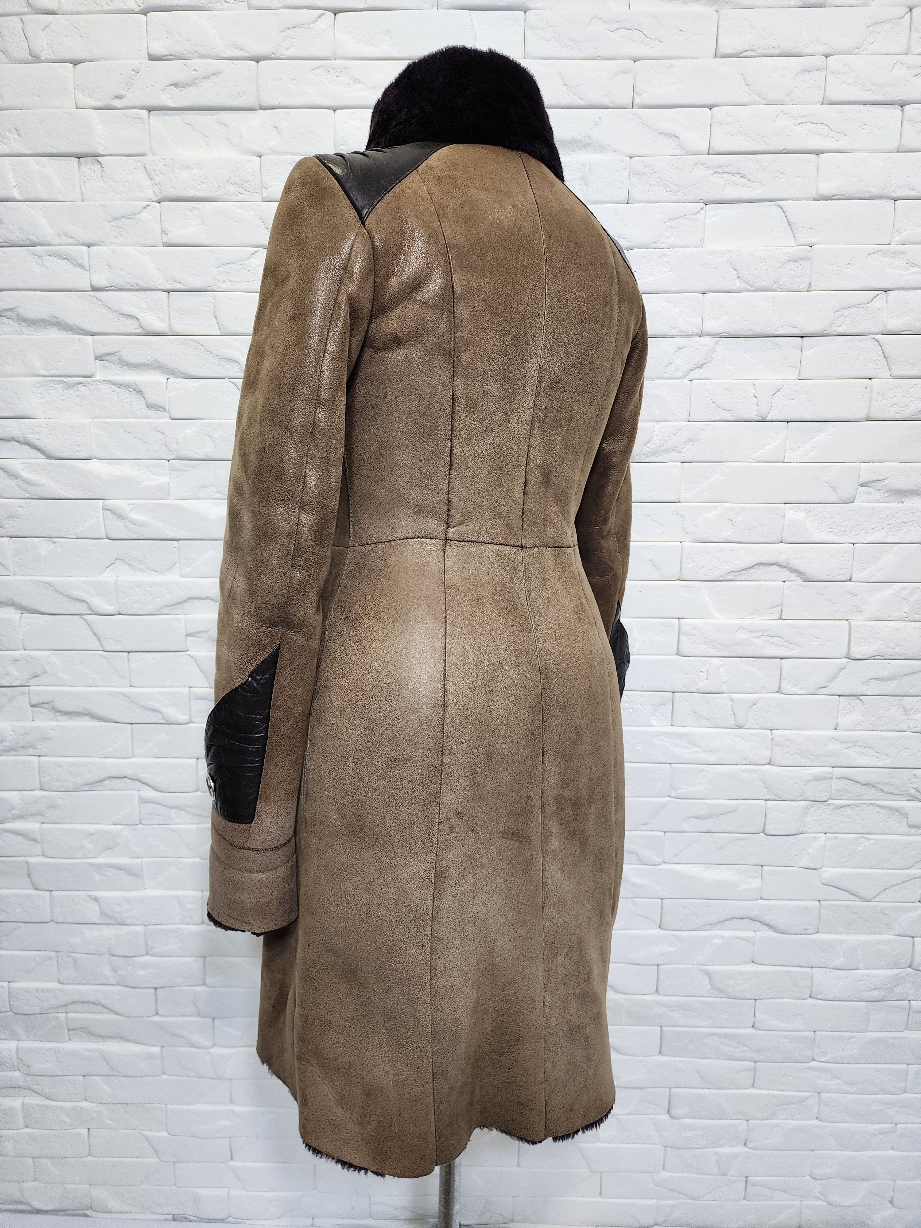 Genuine Leather Brown Sheepskin Coat: Genuine Fur, Metal Zipper. Size S / US 4 / IT 40 - 4 Thumbnail