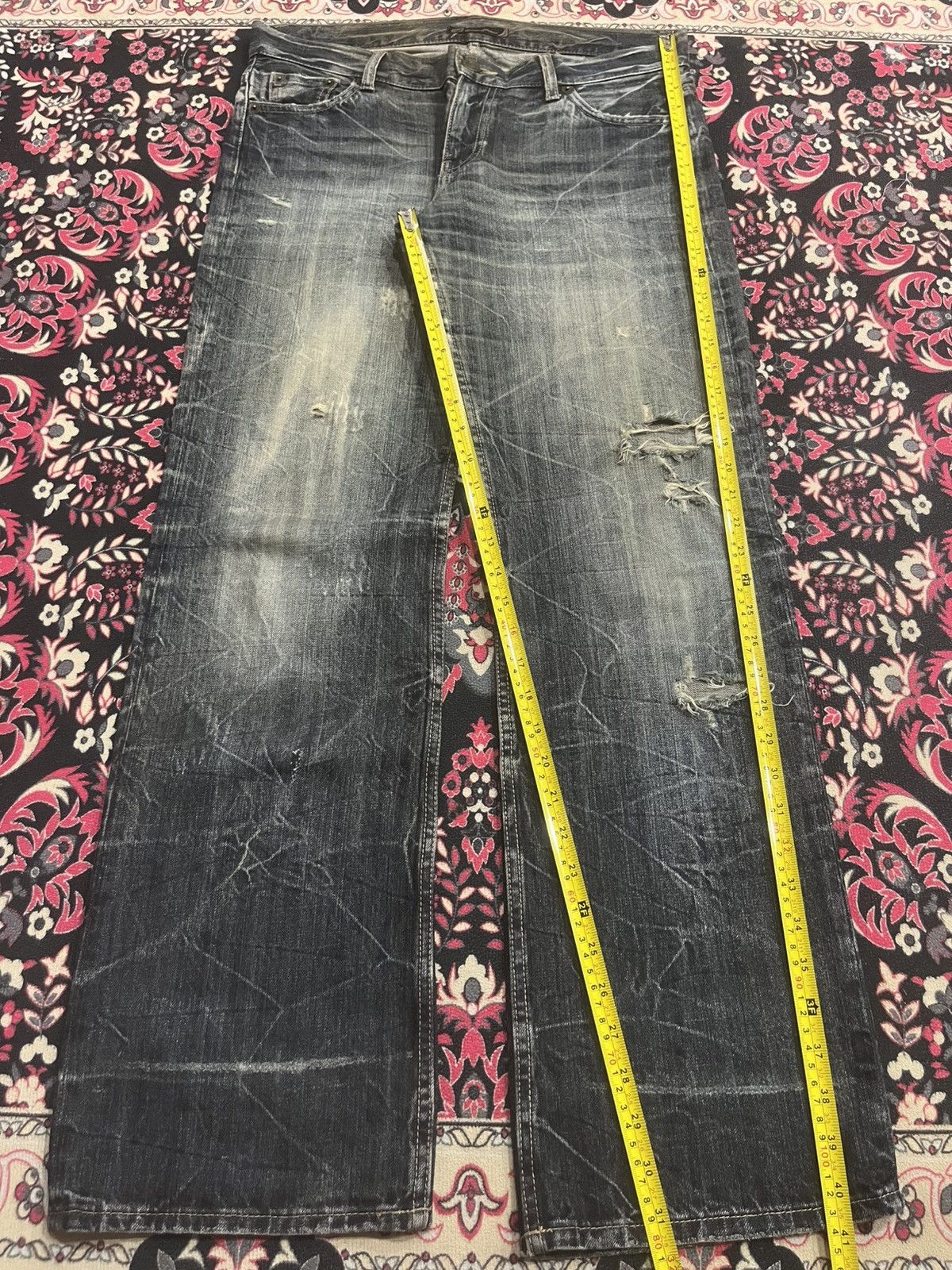 Le Grande Bleu (L.G.B.) Oririn Slogan Embroidered Thunder Washed Distressed Jeans Size US 34 / EU 50 - 10 Thumbnail