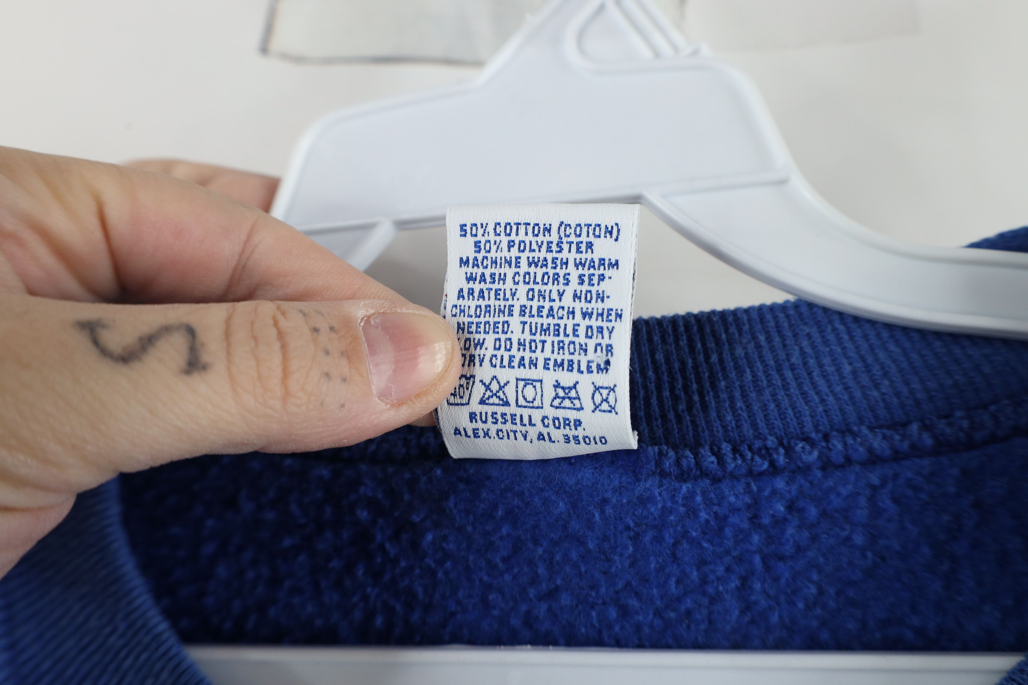 Russell Athletic × Vintage Vintage 90s Russell Athletic Crewneck Sweatshirt Royal USA Size US XL / EU 56 / 4 - 7 Thumbnail