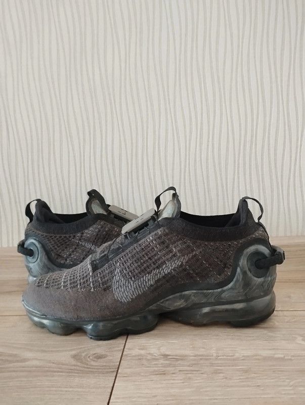 Nike Nike Vapormax 2020 Flyknit size 47 Size US 12.5 / EU 45-46 - 1 Thumbnail
