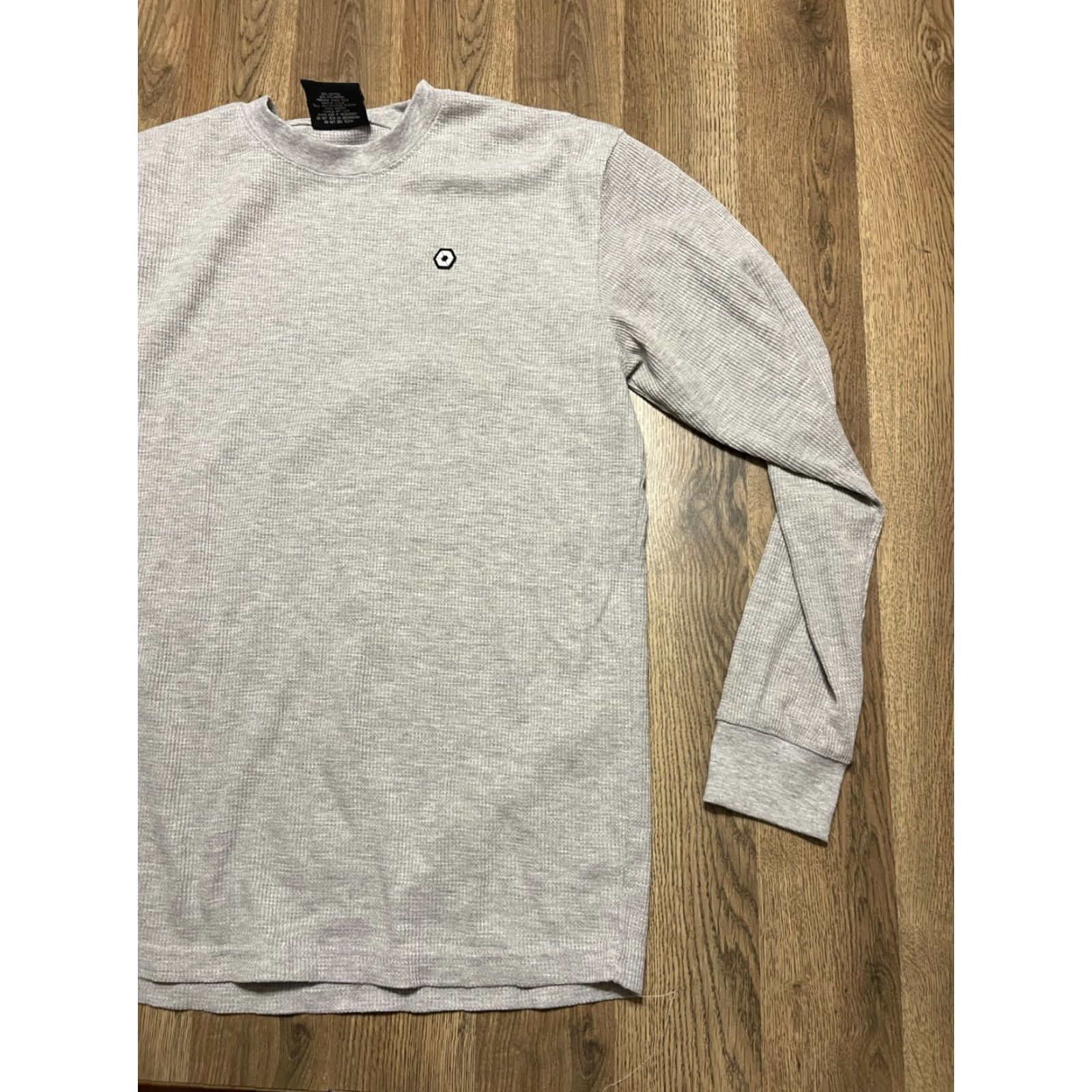 Southpole Southpole Shirt Mens XL Gray Long Sleeve Logo Crew Neck Shirt Size XL / US 12-14 / IT 48-50 - 4 Thumbnail