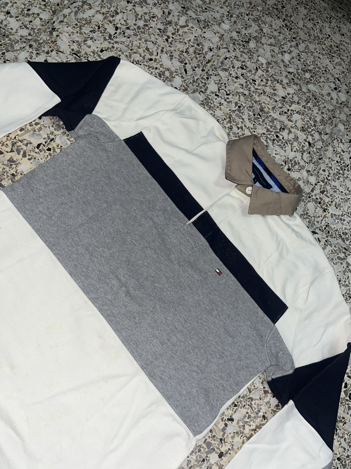 Tommy Hilfiger VINTAGE TOMMY HILFINGER RUGBY SPELL OUT LOGO Size US M / EU 48-50 / 2 - 3 Thumbnail