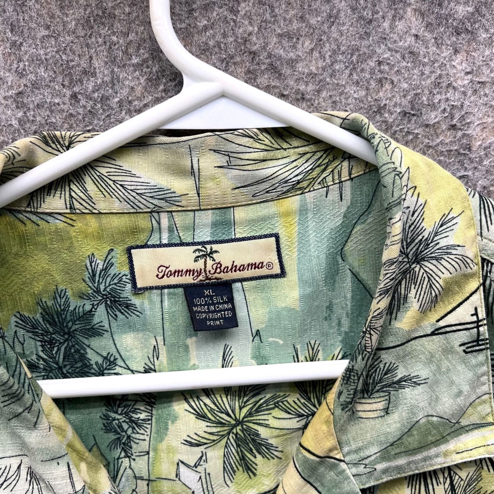 Tommy Bahama VINTAGE Tommy Bahama Shirt Mens XL Green Men Hawaiian Camp Silk Palm Trees Paradise Button Size US XL / EU 56 / 4 - 6 Thumbnail