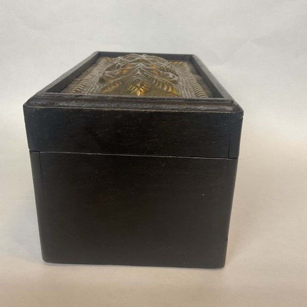 Handmade VTG Dark Brown Wooden Box W/Metal Decorative Brass OrnateTop Size ONE SIZE - 9 Thumbnail