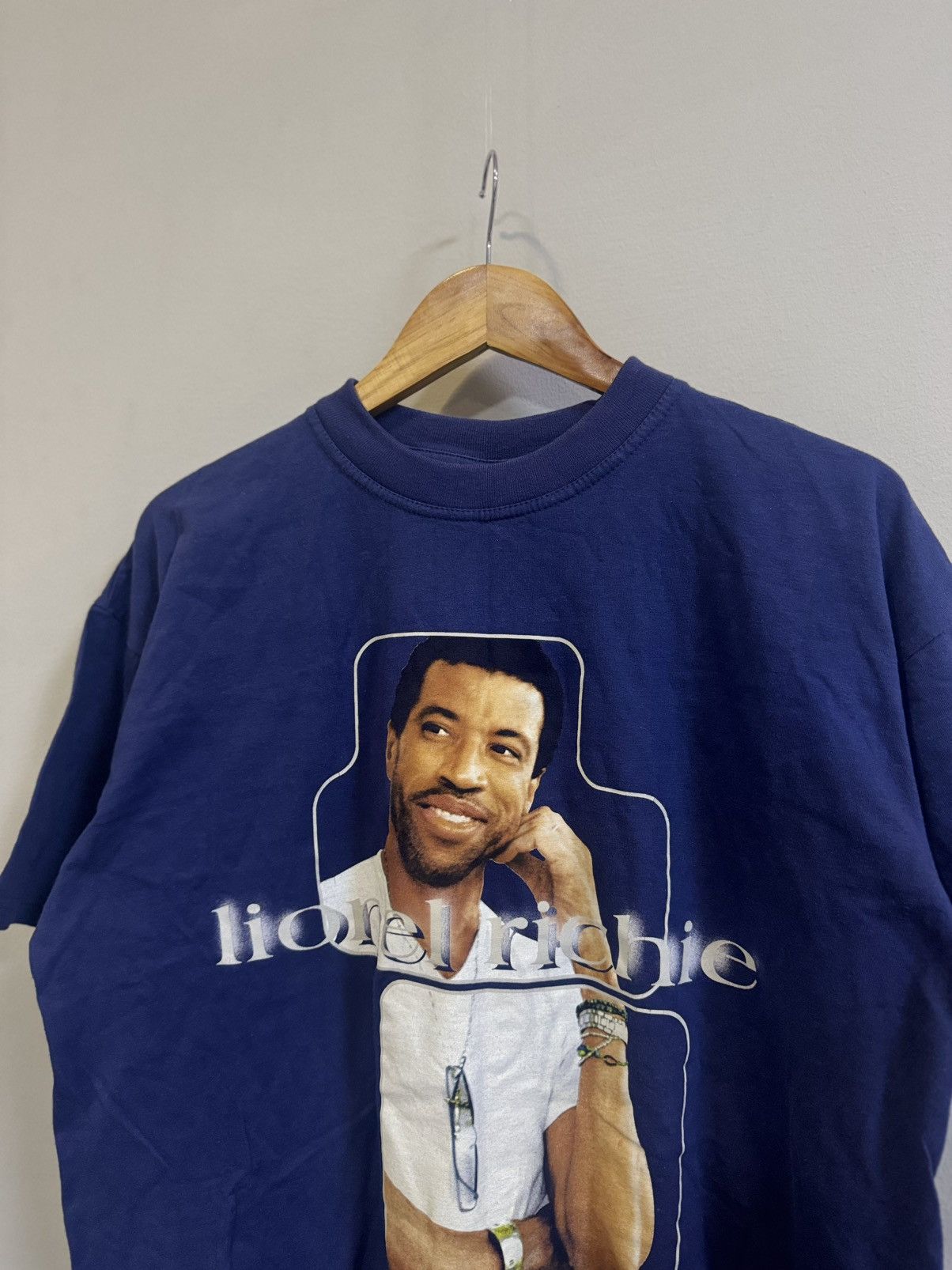 Band Tees × Rap Tees × Vintage 2000 Lionel Richie Rap Style Tour Tee Size US L / EU 52-54 / 3 - 2 Thumbnail