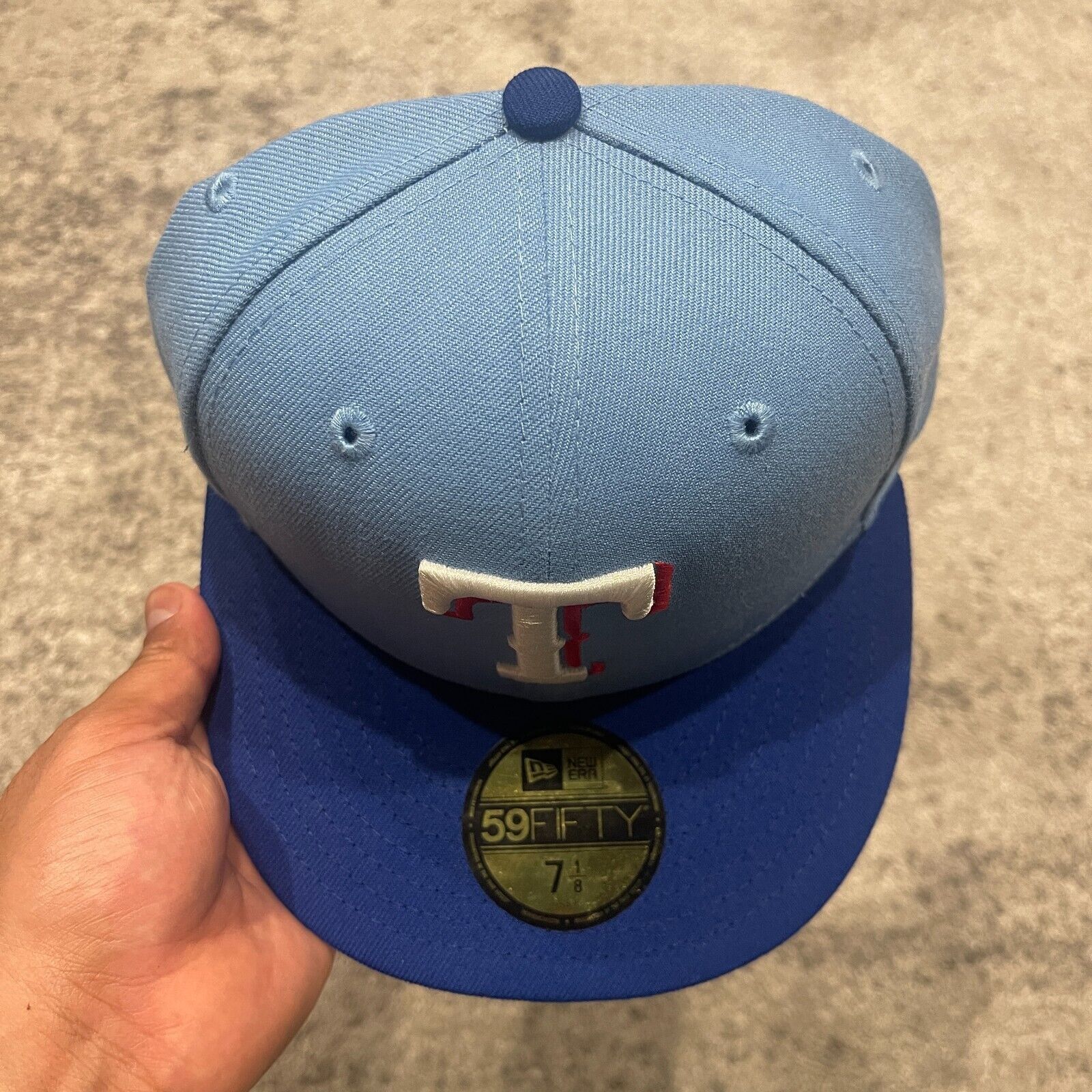 New Era Texas Rangers Authentic Collection Alt 2 Hat Cap size 7 1/8 Size ONE SIZE - 3 Thumbnail