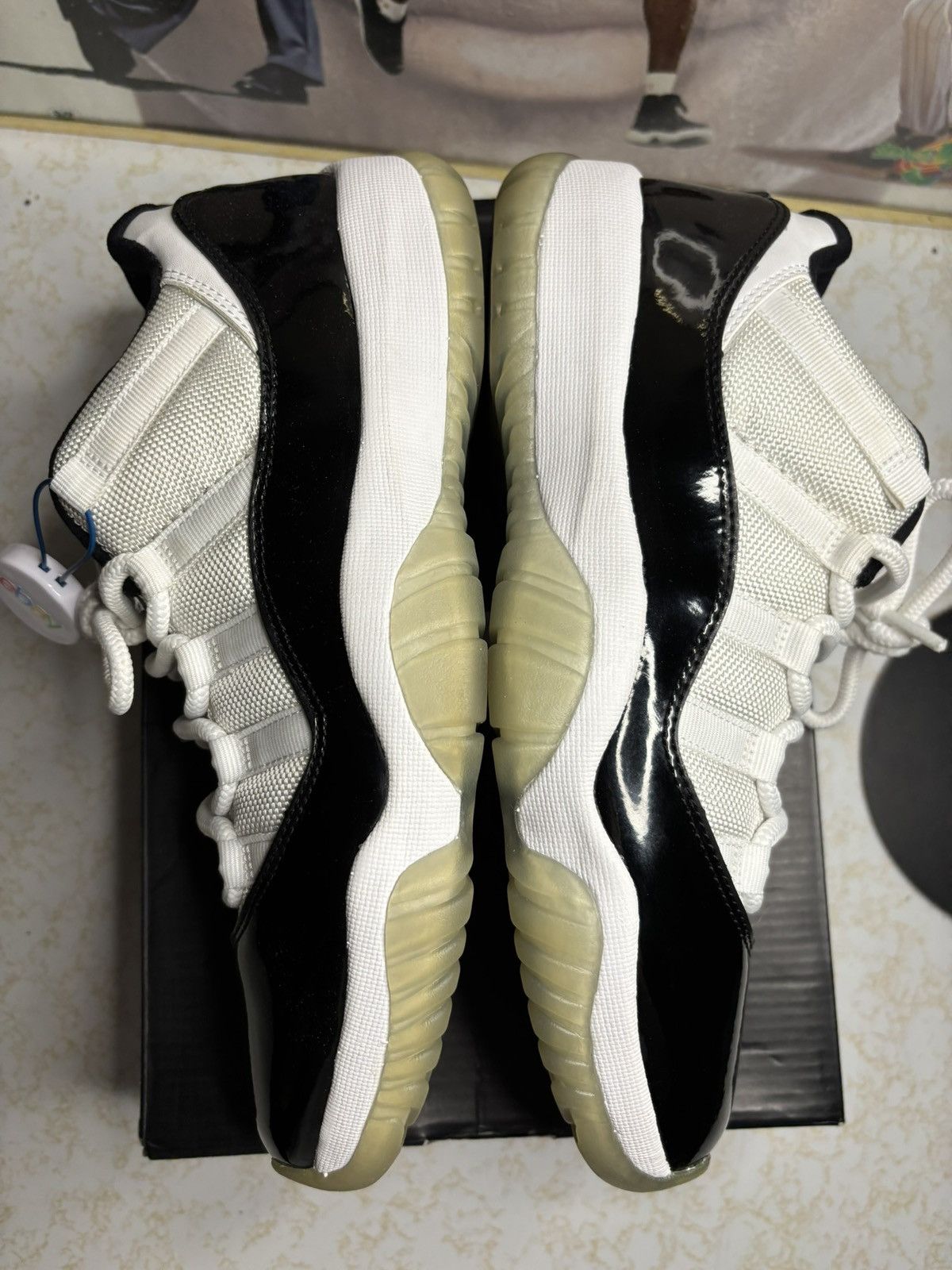 Jordan Brand Air Jordan 11 Retro Low concord Size US 9 / EU 42 - 4 Thumbnail