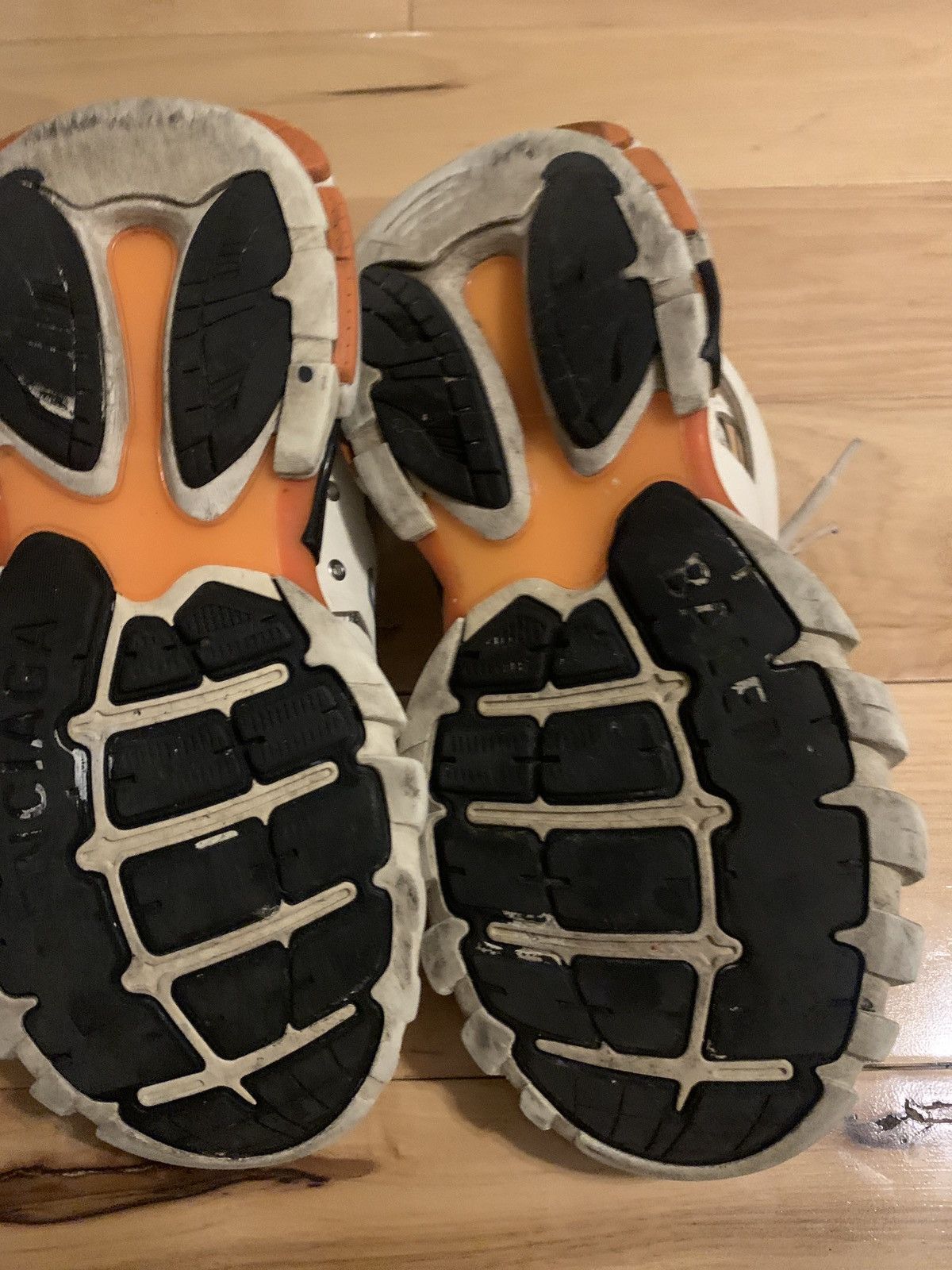Balenciaga Orange and White Balenciaga Tracks Size US 9 / EU 42 - 5 Thumbnail