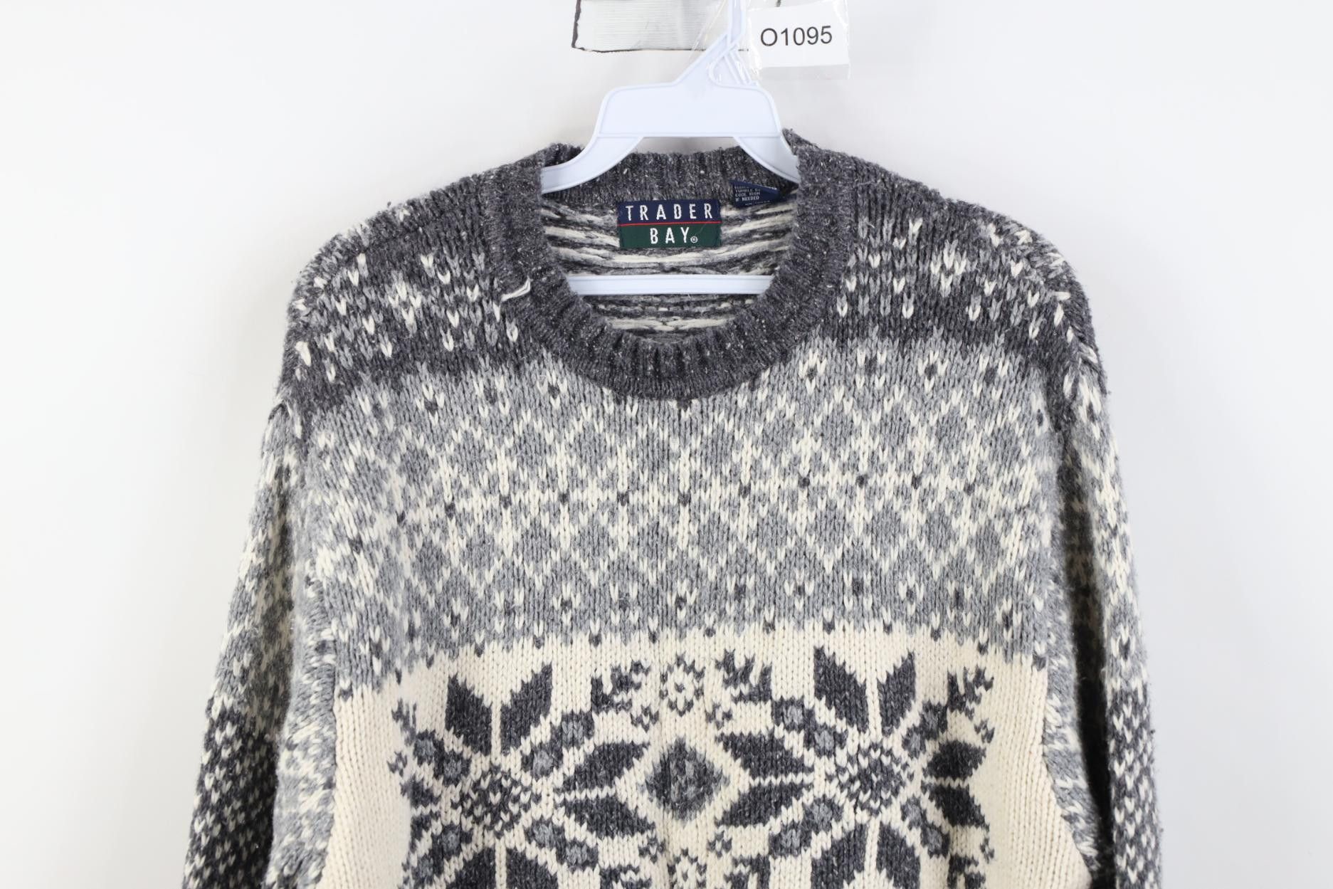 Vintage Vintage 90s Streetwear Snowflake Knit Crewneck Sweater Size US M / EU 48-50 / 2 - 2 Thumbnail