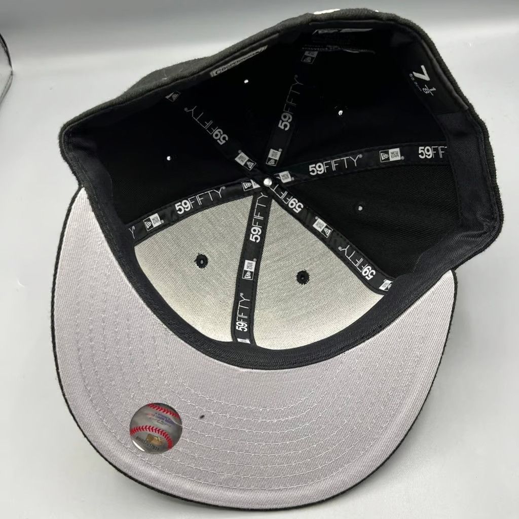 New Era Toronto Blue Jays Hat Men 7 1/8 59Fifty New Era Fitted Cap Size ONE SIZE - 7 Thumbnail