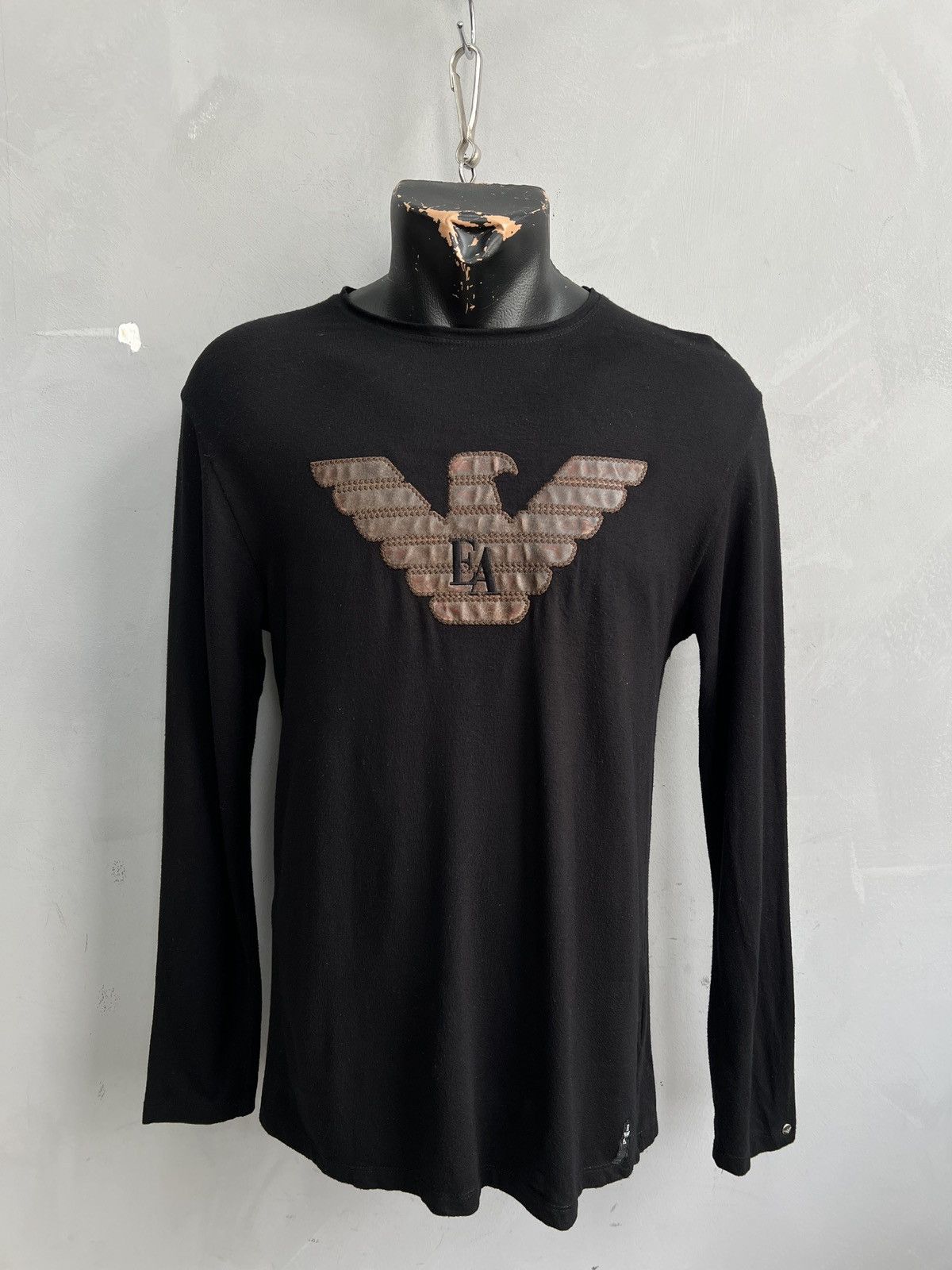 Armani Emporio Armani big logo long sleeve y2k Size US L / EU 52-54 / 3 - 10 Thumbnail