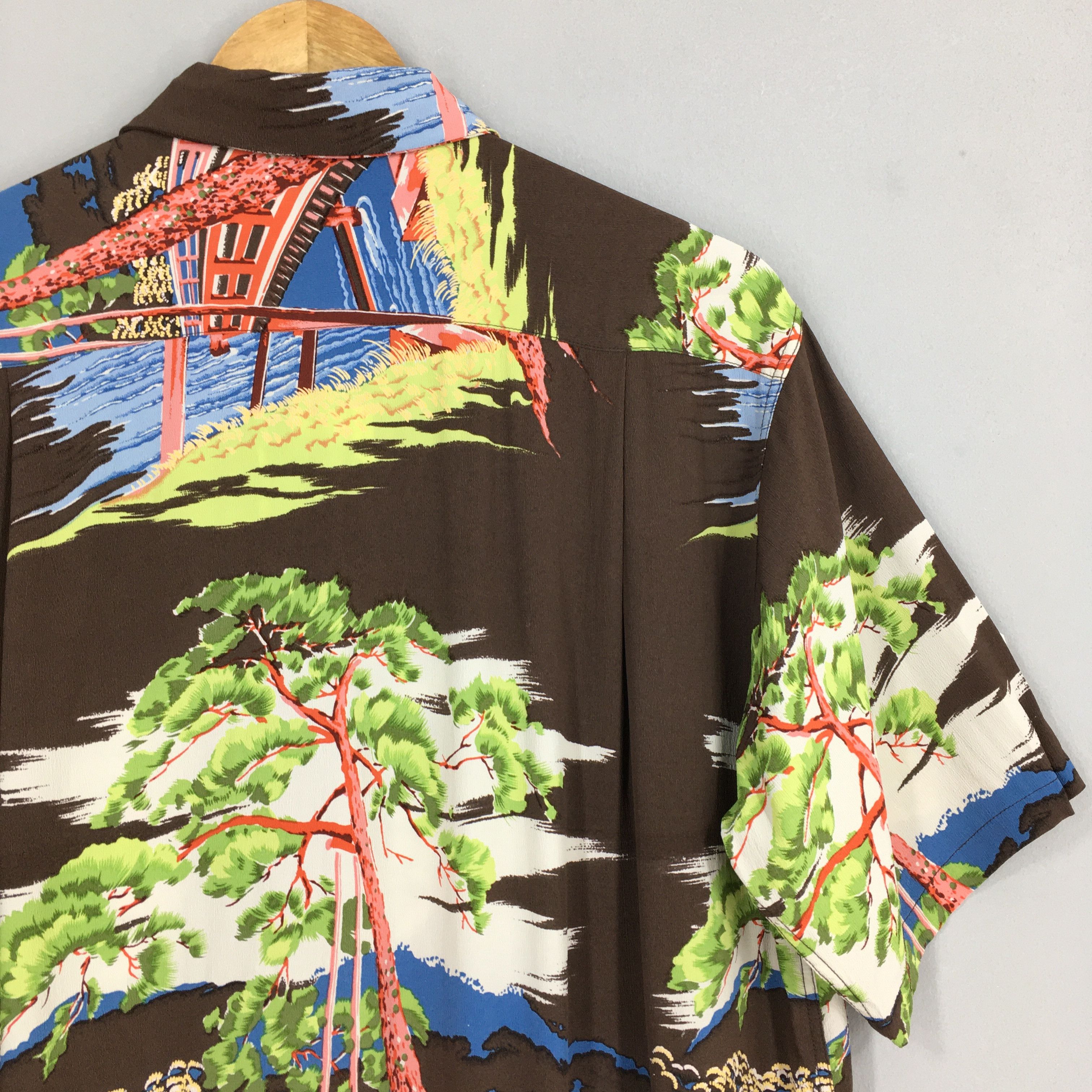 Sun Surf Sun Surf Hawaii Japanese Culture Sakura Rayon Shirt Medium Size US M / EU 48-50 / 2 - 8 Thumbnail