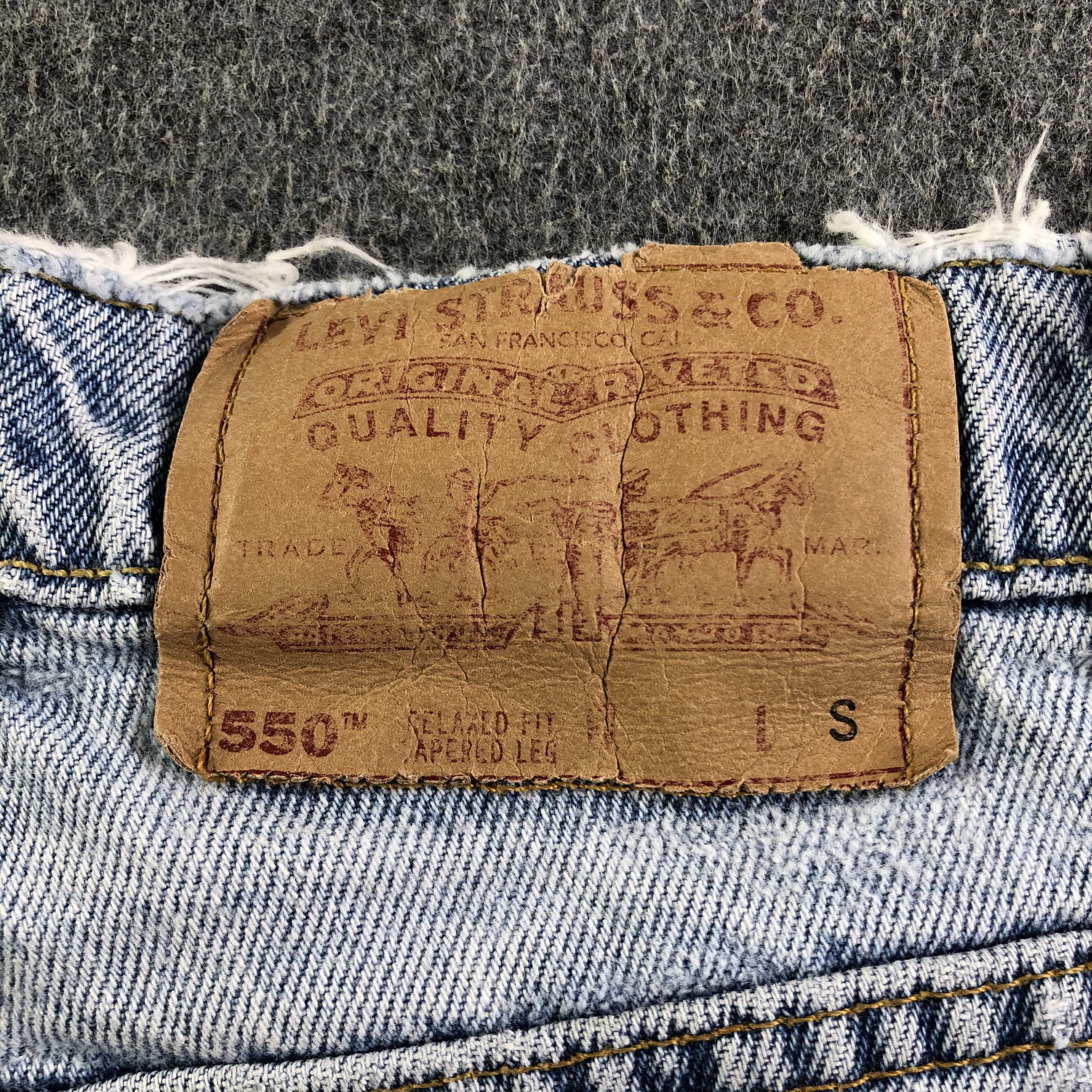 Levi's Vintage Light Wash Levis 550 Jeans-J3490 Size US 27 - 5 Thumbnail