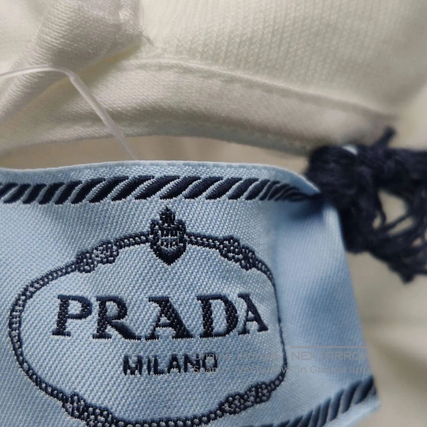 Prada Prada Cotton Logo Hooded Cape in White . Size M / US 6-8 / IT 42-44 - 5 Thumbnail