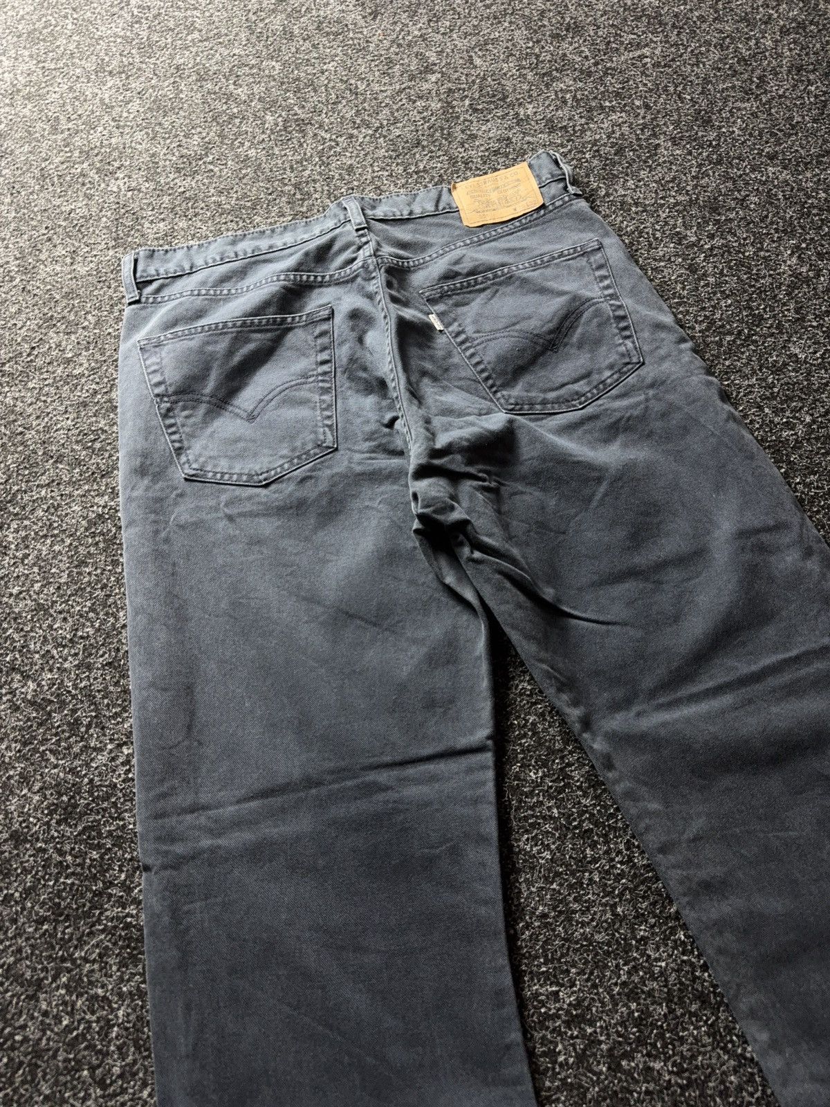 Levi's Vintage Clothing Vintage 90s USA Retro Levi’s 551 Jeans Faded Grey / Blue Size US 35 - 18 Thumbnail