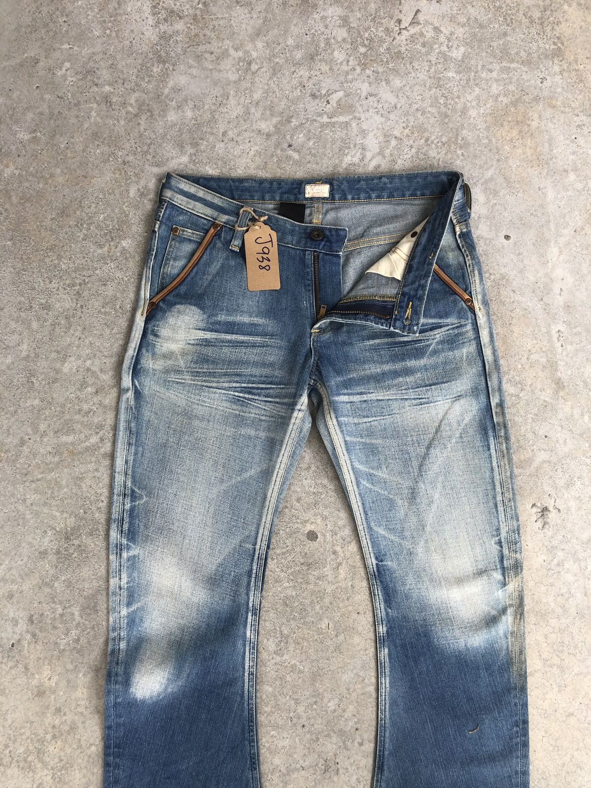 Lee Japanese Lee Flared Jeans Distressed Jeans Size US 32 / EU 48 - 3 Thumbnail