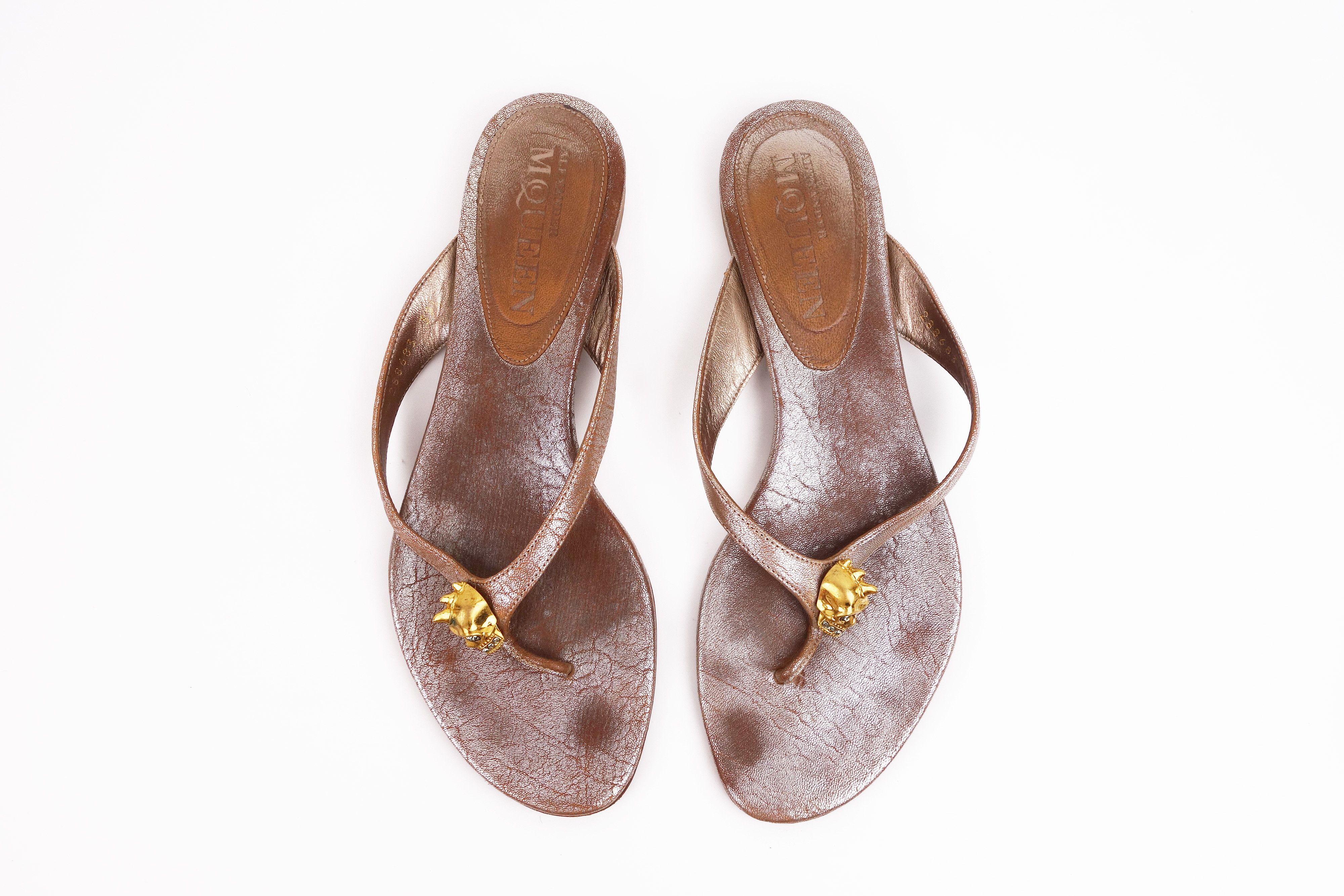 Alexander McQueen McQueen Skull Thong Sandals Flip Flop Crystals Leather 8 Size US 8 / IT 38 - 2 Thumbnail