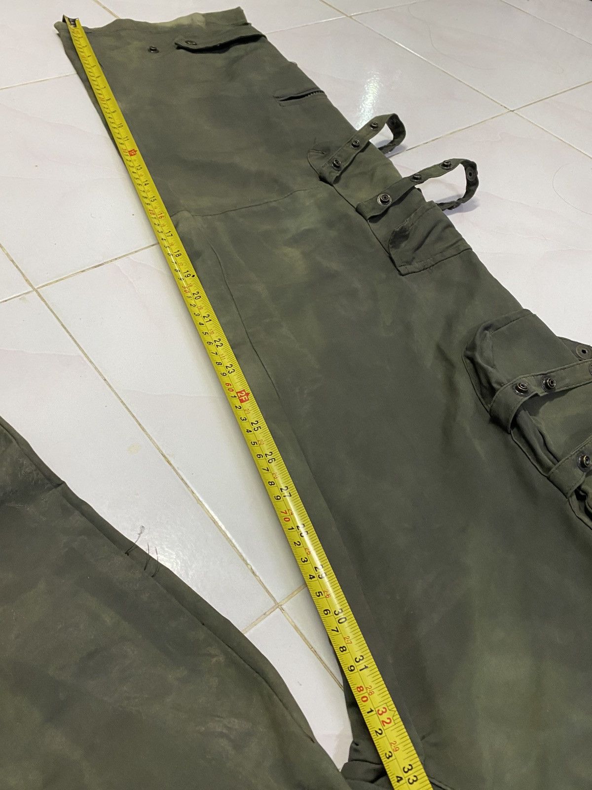 If Six Was Nine × Japanese Brand × Le Grande Bleu (L.G.B.) Distressed Multipocket Snap Button Strap Cargo Pant Size US 29 - 18 Thumbnail