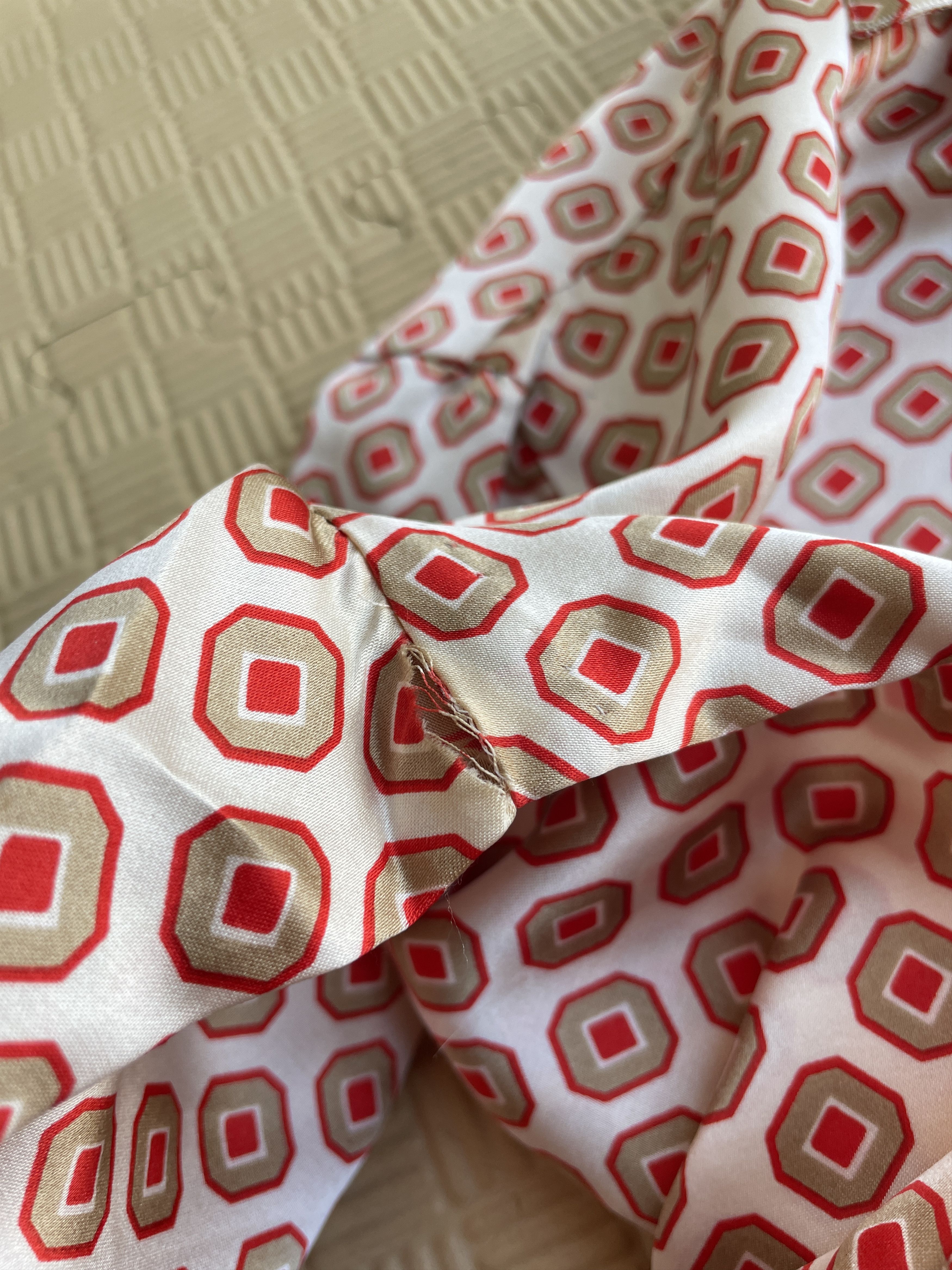 Luigi Borrelli Luigi Borrelli United Arrows Silk Geometrical Lounge Shirt Size US S / EU 44-46 / 1 - 13 Thumbnail