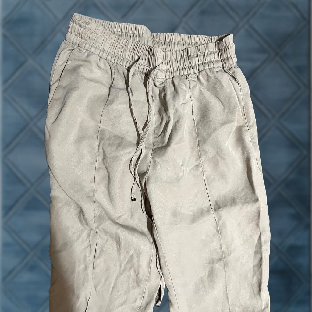 Gap Gap Beige Tencel Elastic Waist Loose Fit Pants, Womens, Size 2, Regular, Straight Leg, Drawstring Zip Closure, Bloomer Style, Solid, Vintage/Pre-owned Size 26" / US 2 / IT 38 - 1 Thumbnail