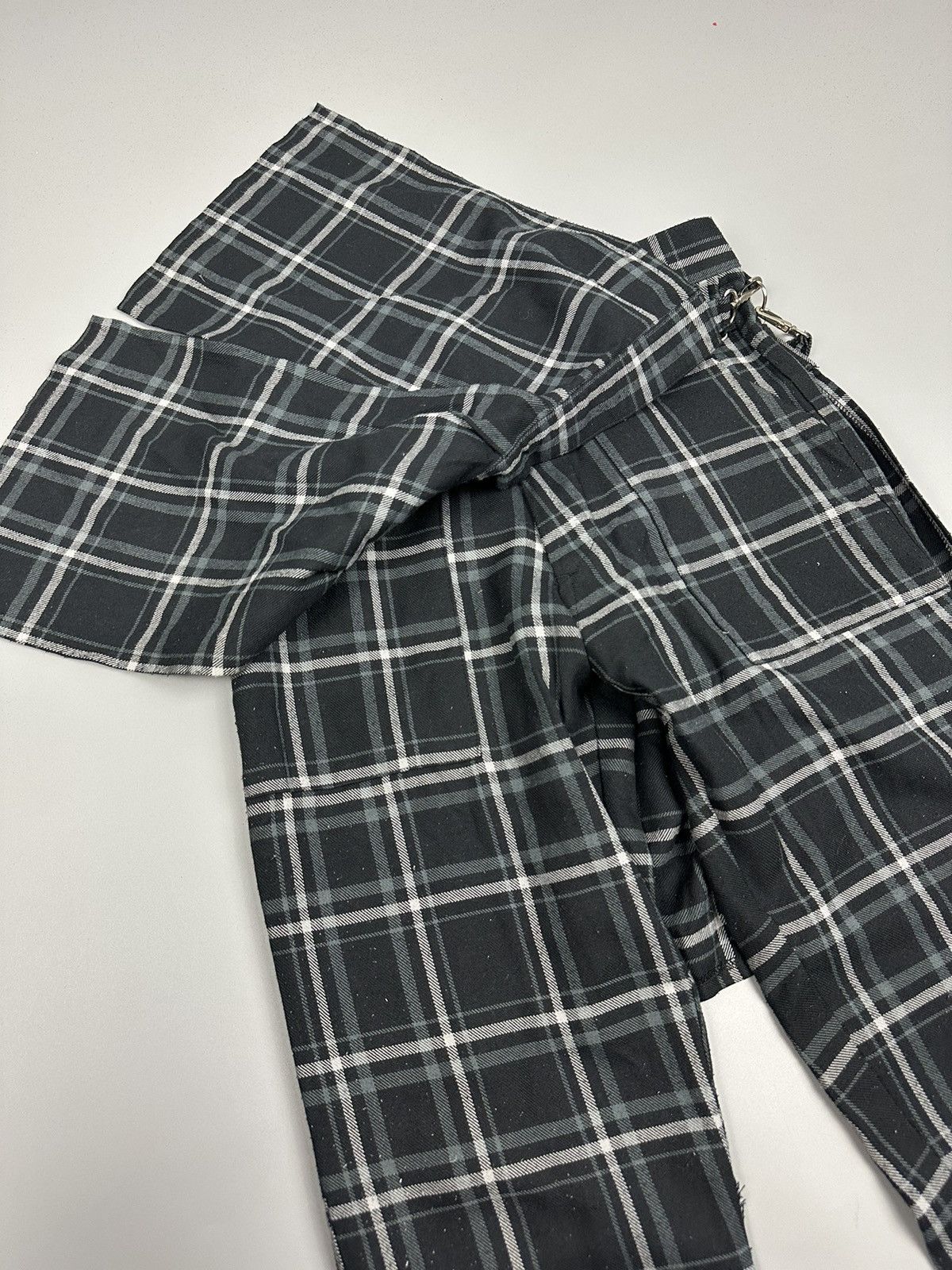 Seditionaries 🔥Sick🔥 Secret Agents Bondage Multi Zipper Checkered Pants Size US 27 - 8 Thumbnail