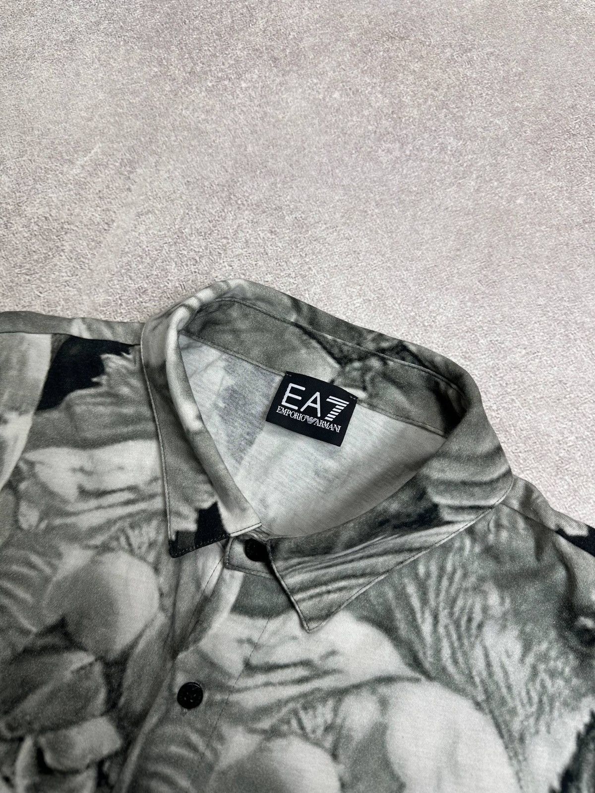 Armani Vintage Armani Floral Hawaiian Shorts Sleeve XL Size US XL / EU 56 / 4 - 4 Thumbnail