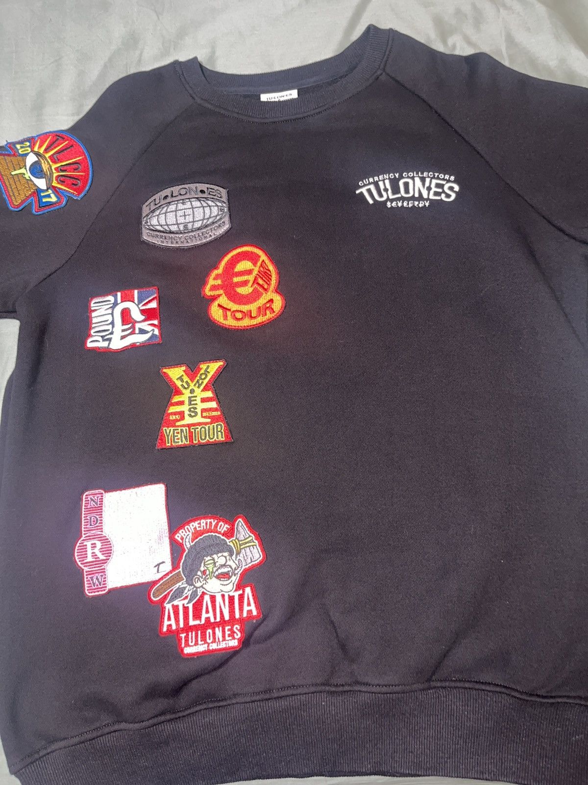 Tulones crewneck