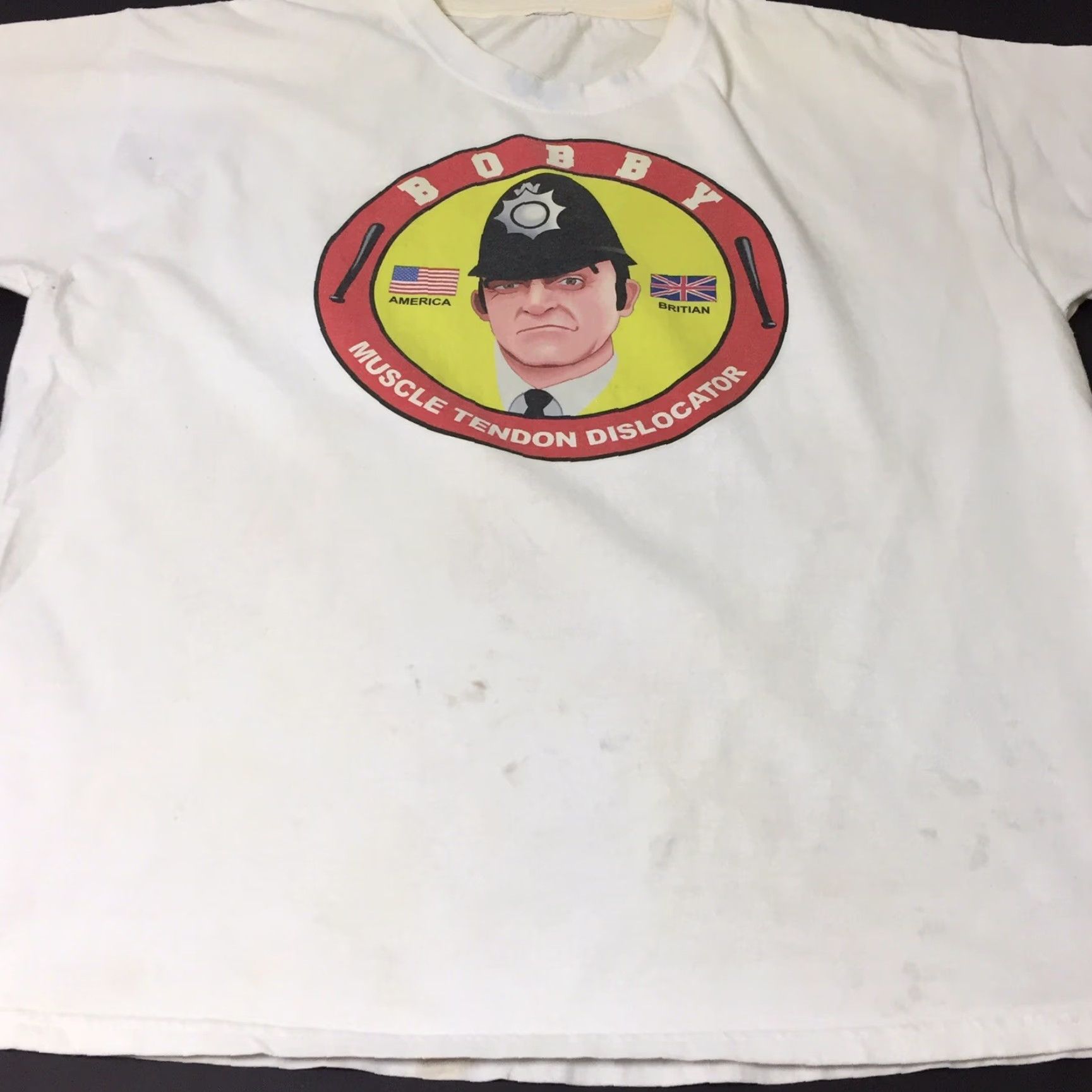 Vintage VINTAGE Bobby Muscle Tendon Dislocator Shirt 2XL White Mens Short Sleeve Crew Neck Shirt Size US XXL / EU 58 / 5 - 6 Thumbnail