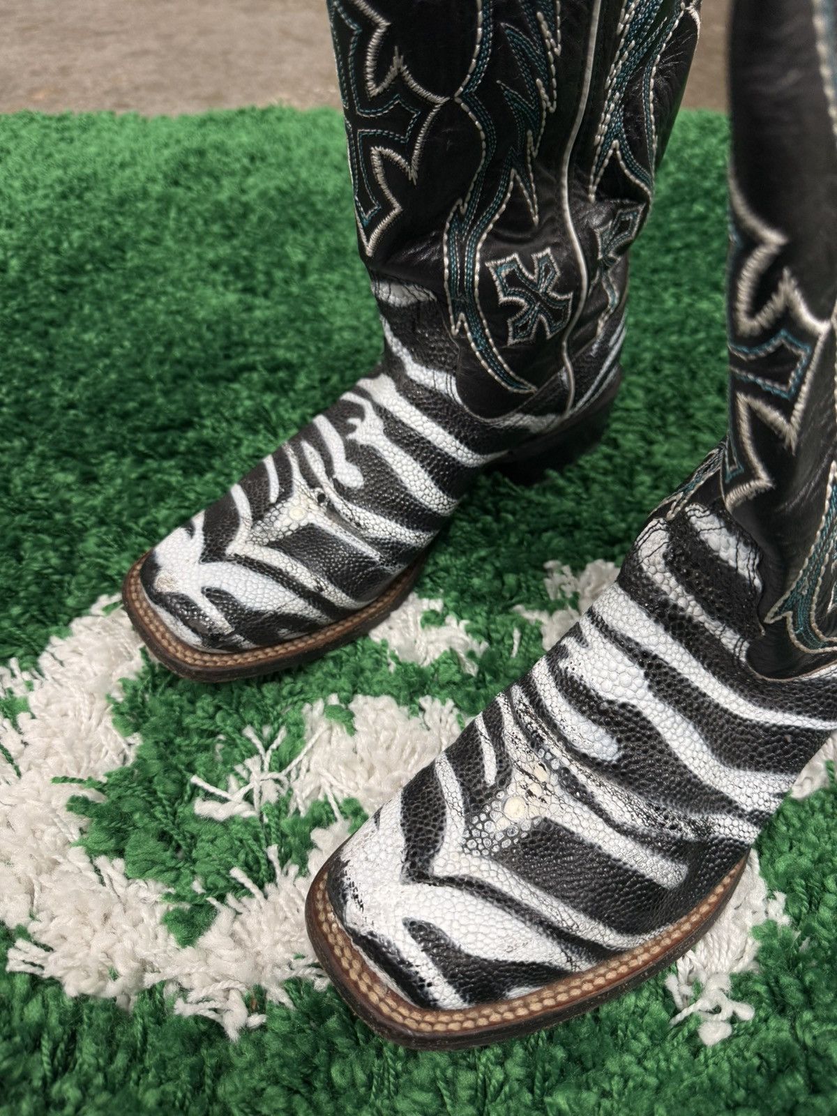 Vintage Vintage Zebra Paint Exotic Leather Cross Cowboy Boots 6.5 Size US 6.5 / EU 39-40 - 3 Thumbnail