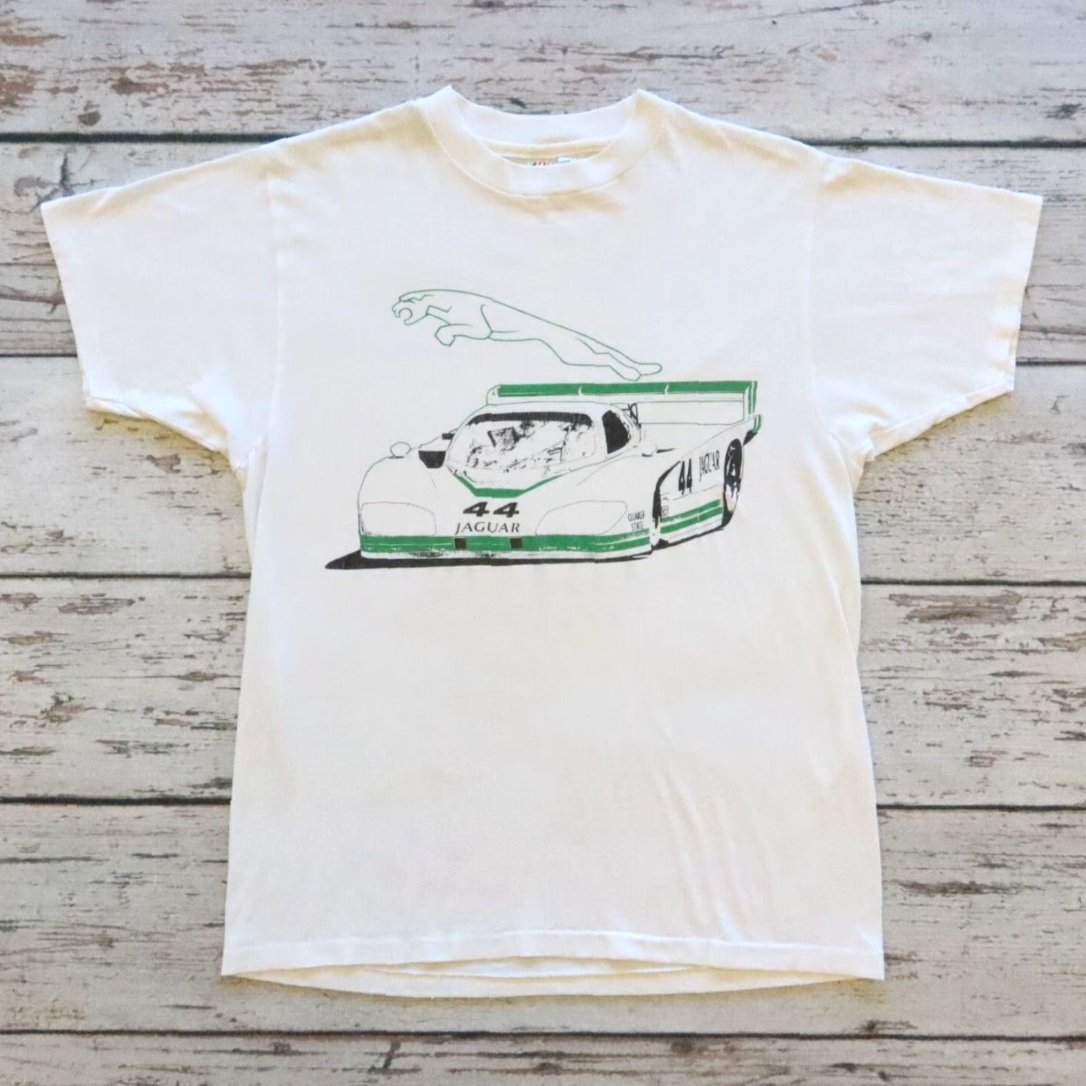 Hanes VINTAGE Le Mans Jaguar Racing T shirt Mens L White 80s Vintage Shirt Size US L / EU 52-54 / 3 - 2 Thumbnail