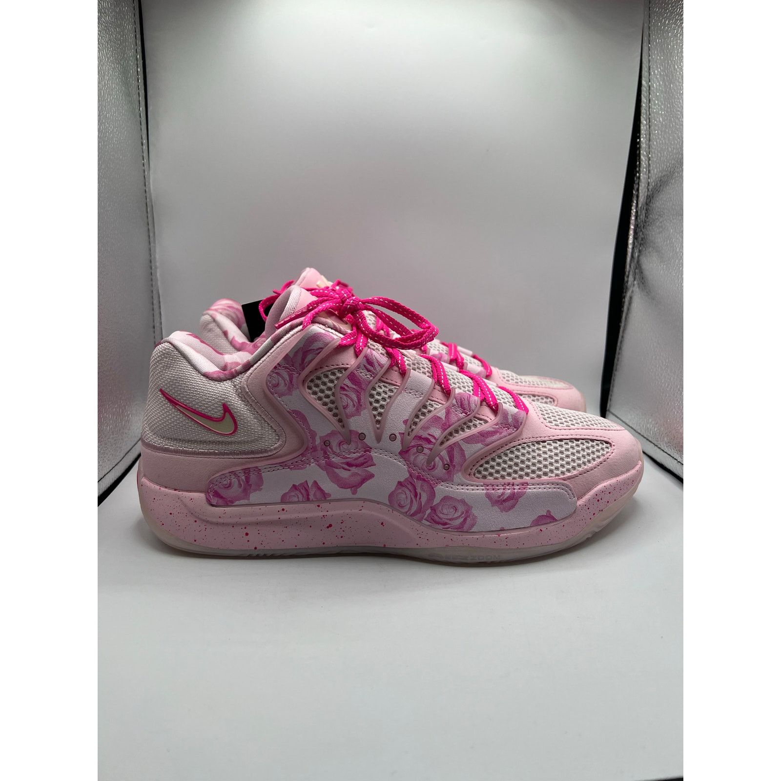 Nike Nike KD 18 “Aunt Pearl” size 10 men’s Size US 10 / EU 43 - 3 Thumbnail