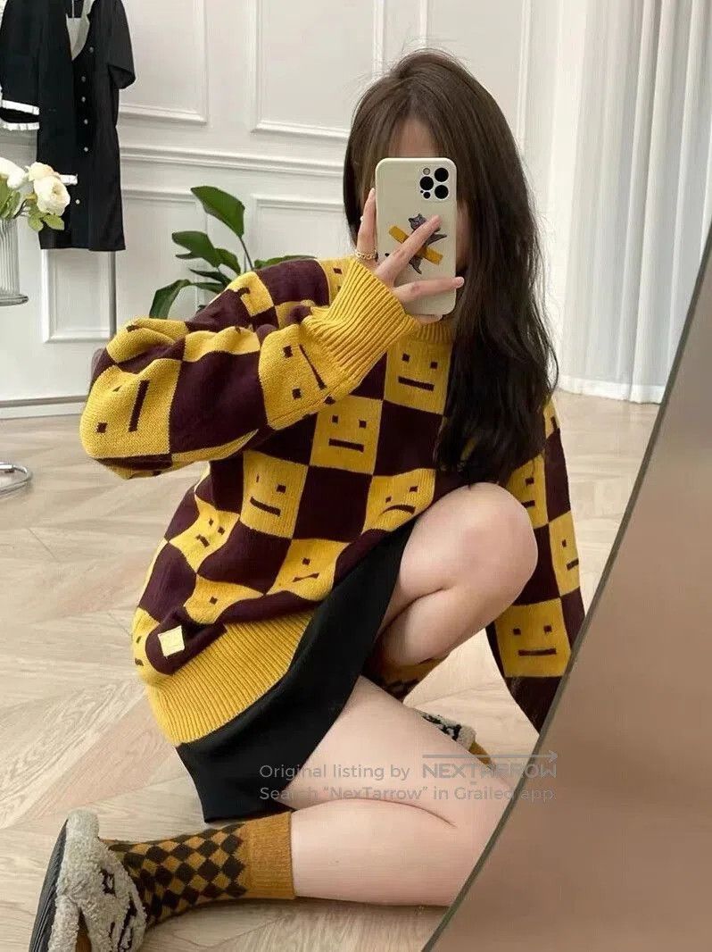 Acne Studios Acne Studios Checkered Knit Sweater. Size XS / US 0-2 / IT 36-38 - 1 Thumbnail