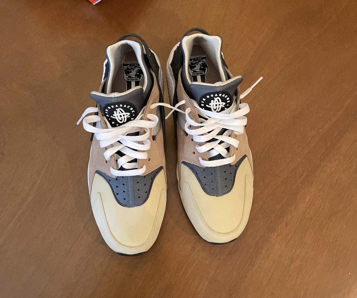 Nike Nike Air Huarache Escape (2021) Size US 10.5 / EU 43-44 - 3 Thumbnail
