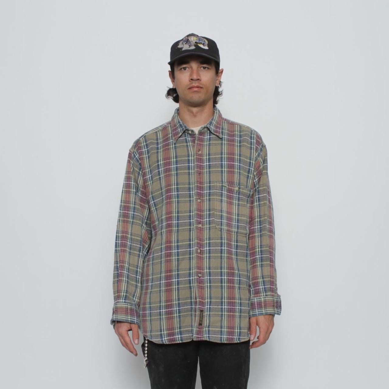 Vintage GREEN BLUE AND PINK PLAID LONGSLEEVE FLANNEL BY TIMBERLAND Size US L / EU 52-54 / 3 - 1 Thumbnail