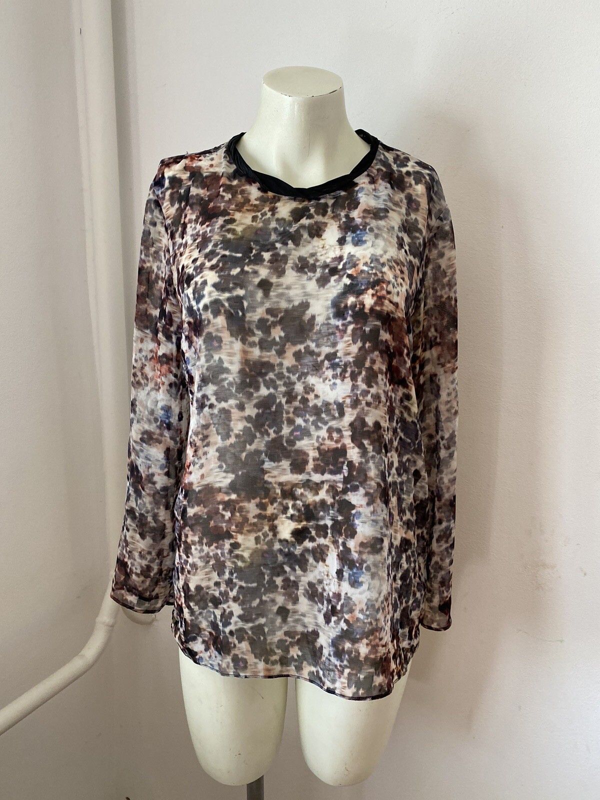Other Zara Sheer Blouse Size M Long Sleeve Sk55 Size M / US 6-8 / IT 42-44 - 1 Thumbnail