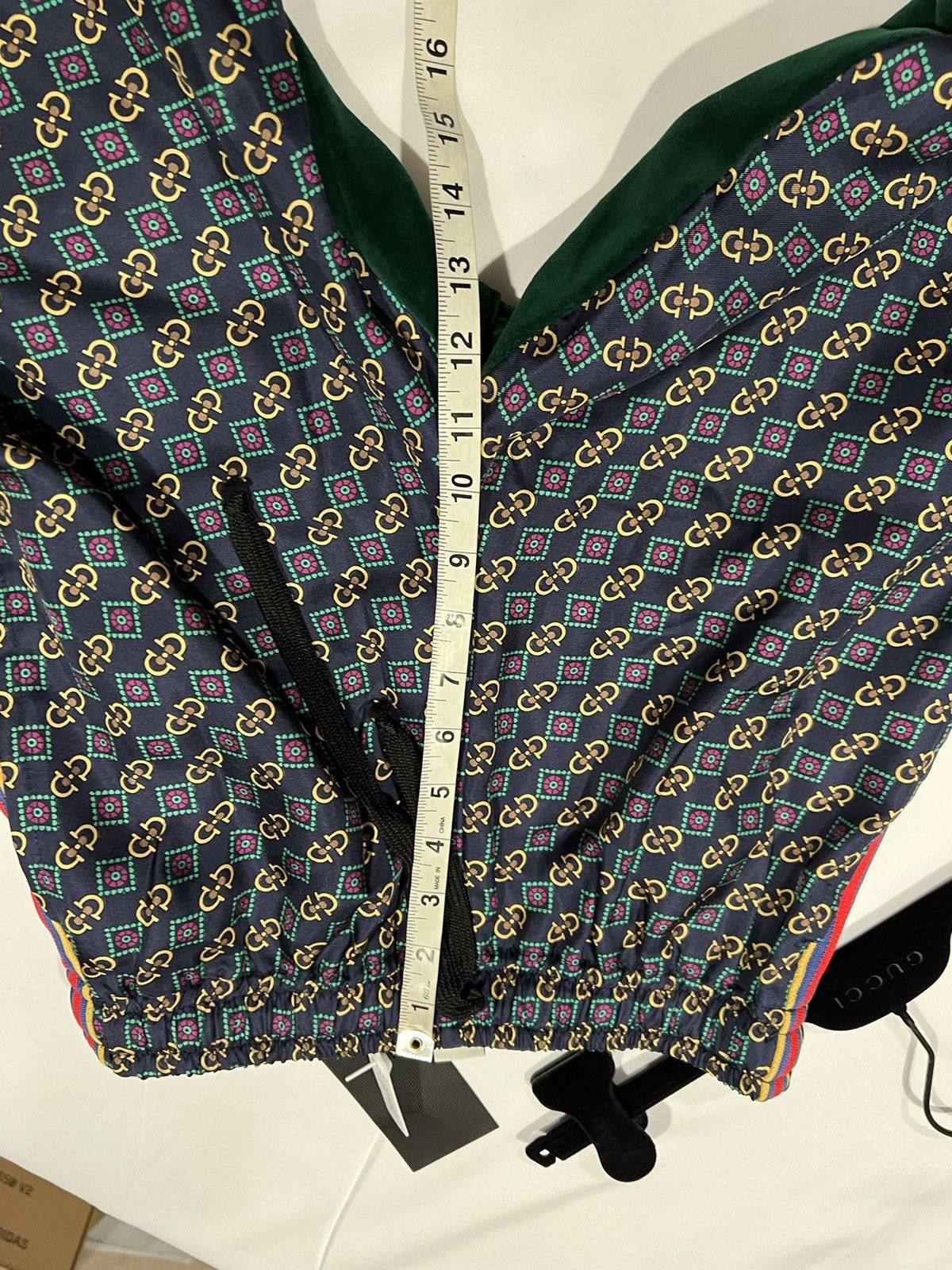 Gucci Gucci mens shorts. XS. $2100 Size US 27 - 12 Thumbnail