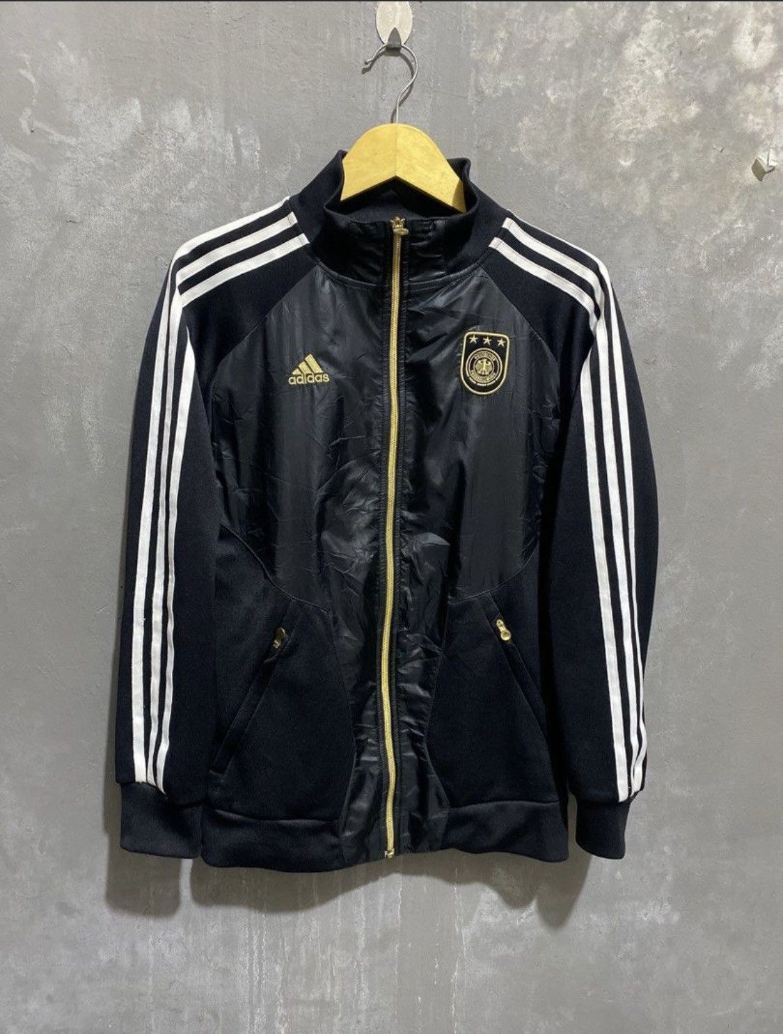 Adidas Tracktop adidas x germany Size US M / EU 48-50 / 2 - 1 Thumbnail