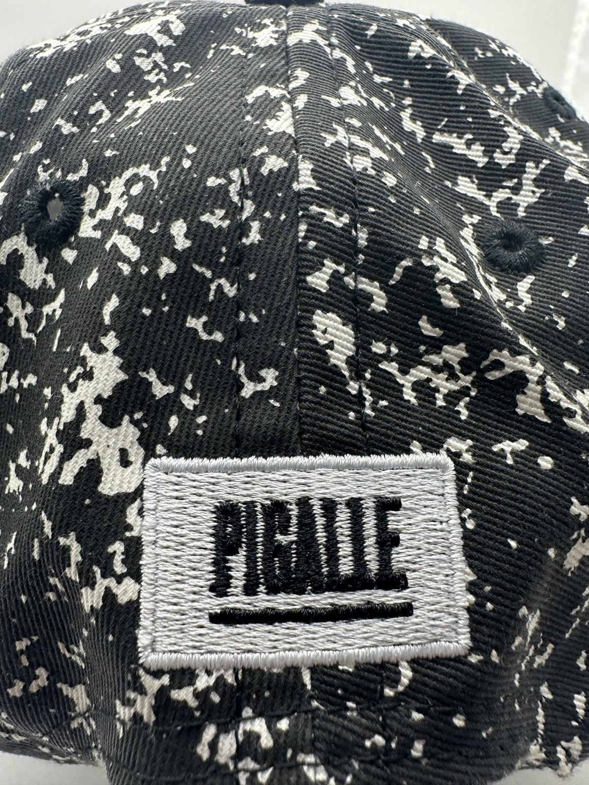 Pigalle Pigalle Hat Size ONE SIZE - 4 Thumbnail