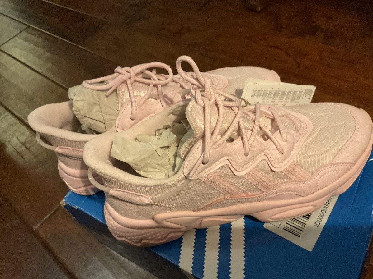 Adidas Women’s Pink Adidas Ozweego Size US 9.5 / IT 39.5 - 3 Thumbnail