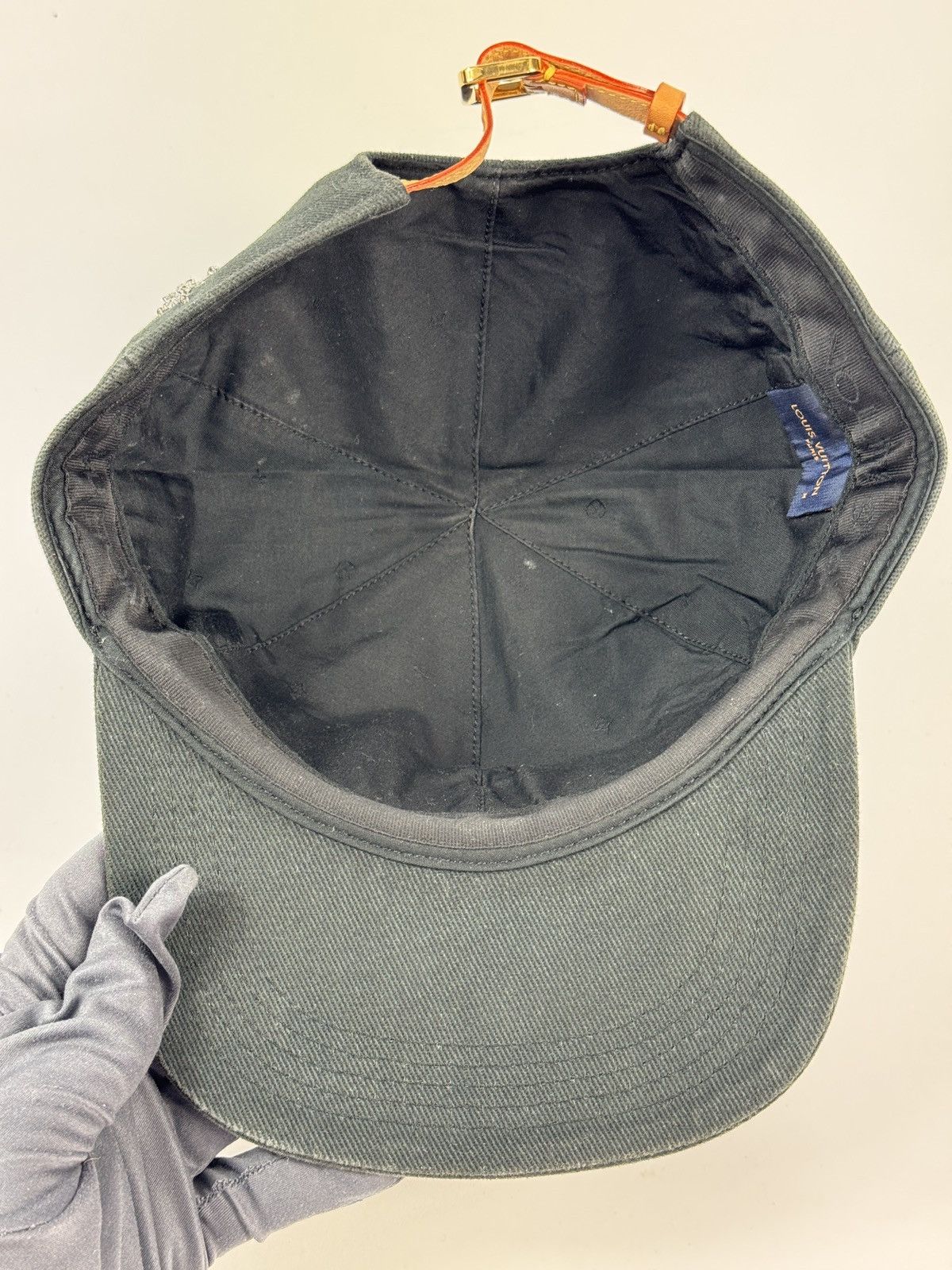 Louis Vuitton VIRGIL ABLOH CRYSTAL EMBELLISHED CAP Size ONE SIZE - 7 Thumbnail