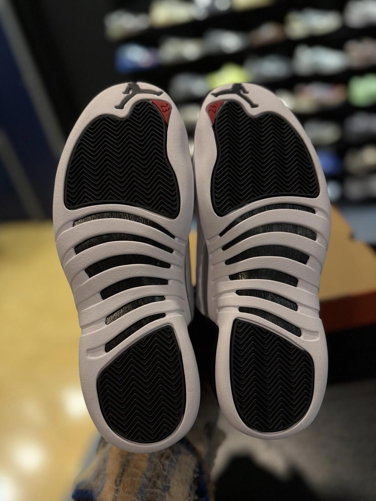 Jordan Brand Size 11 - Jordan 12 Retro Mid Playoff (CT8013 006) Authentic Size US 11 / EU 44 - 11 Thumbnail